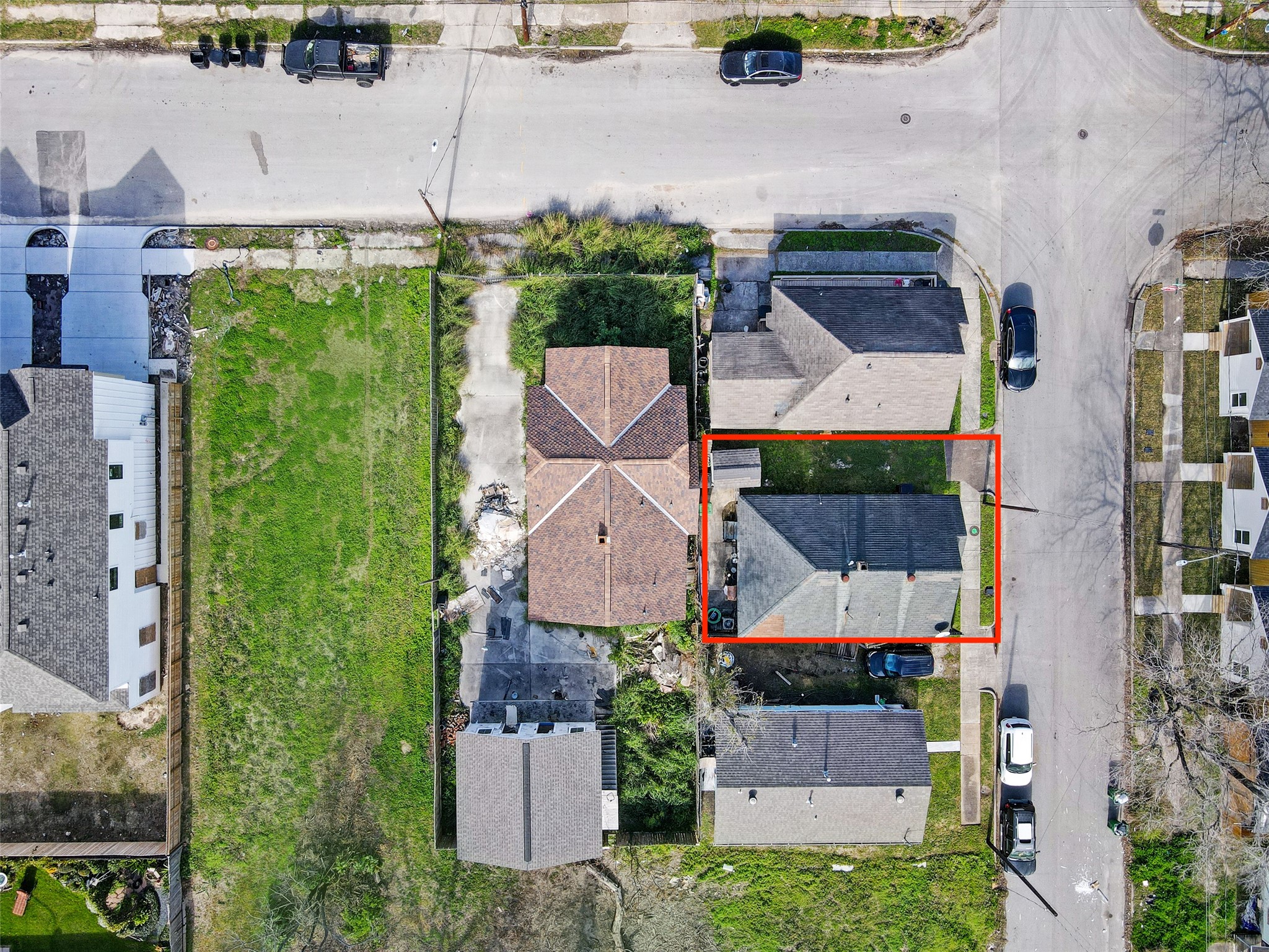 2804 Netleton St Property Photo 5