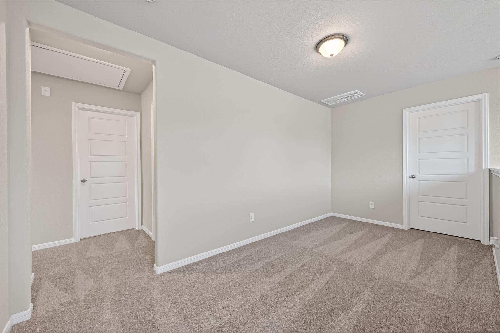306 Emerald Thicket Lane Property Photo 17