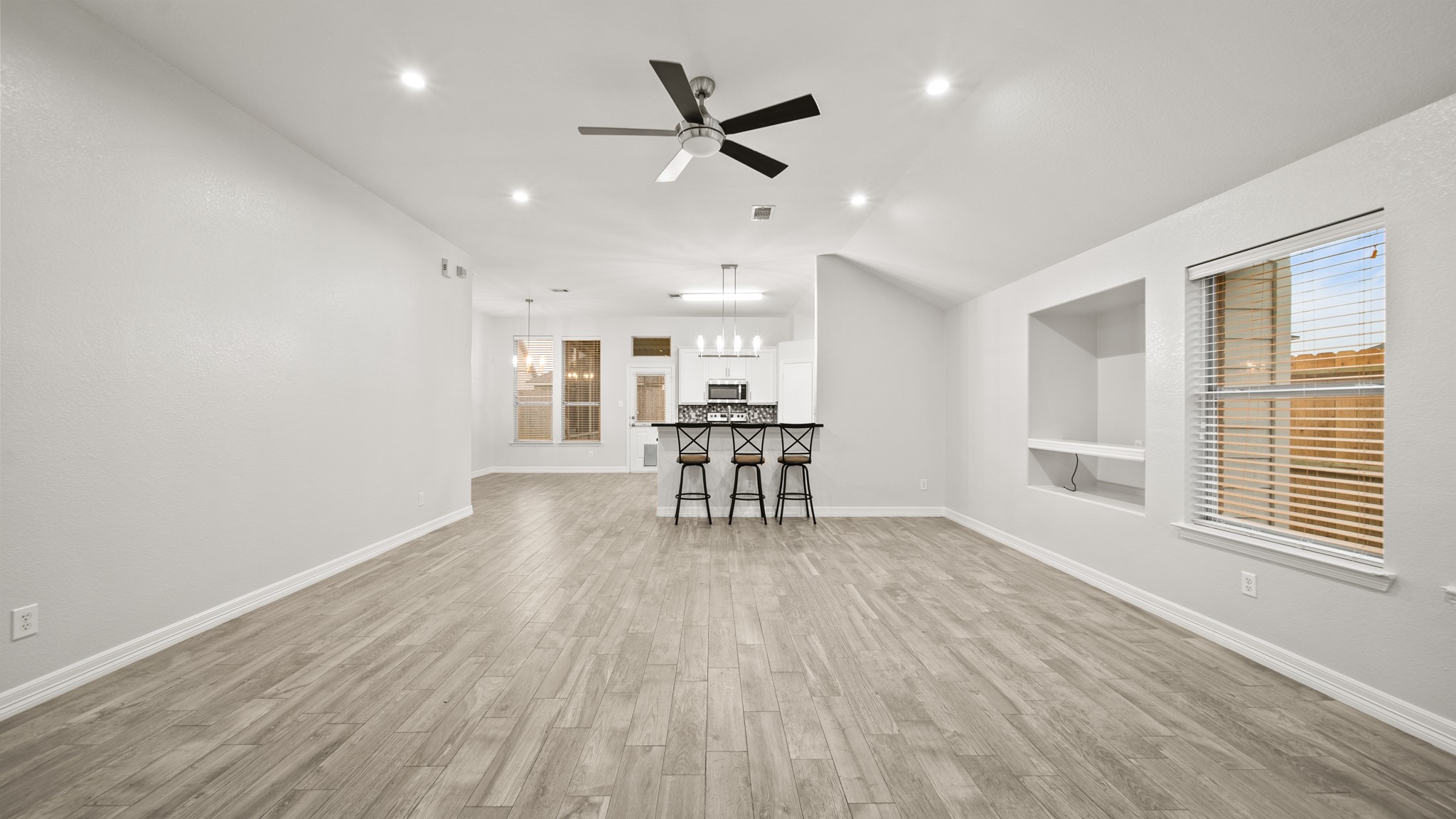 15218 Arnold Property Photo 8