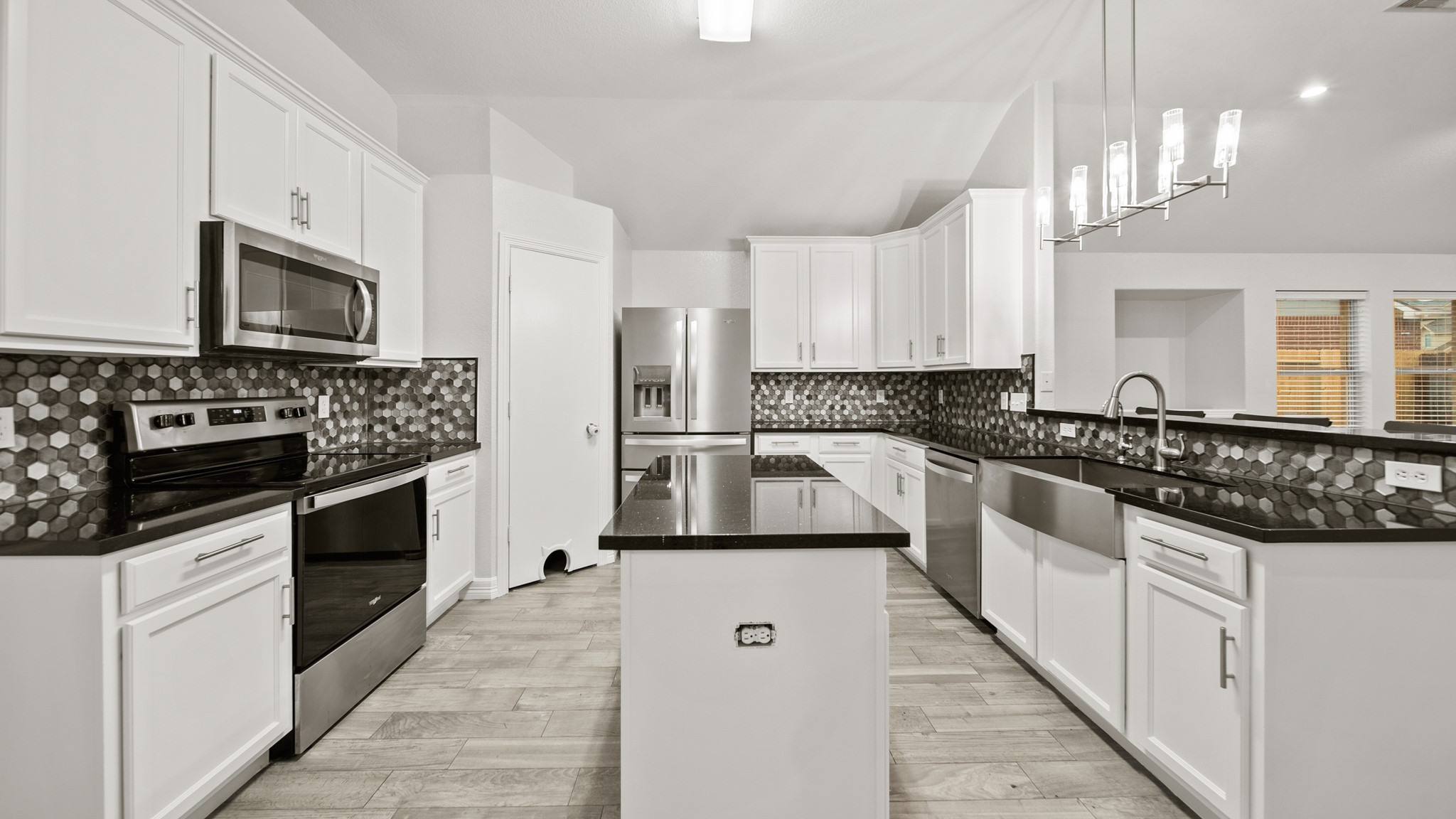 15218 Arnold Property Photo 9