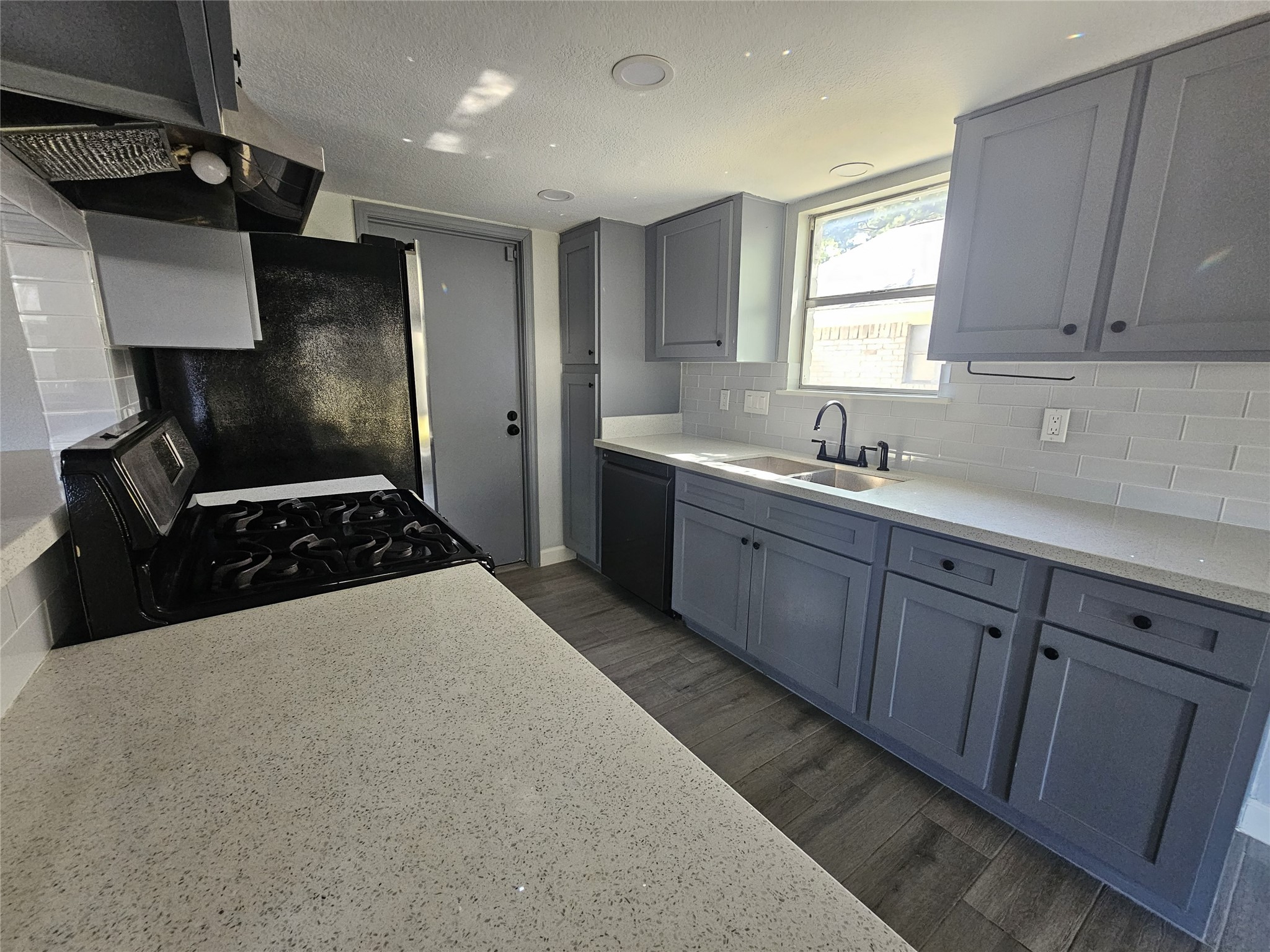 2519 Piddler Drive Property Photo 11