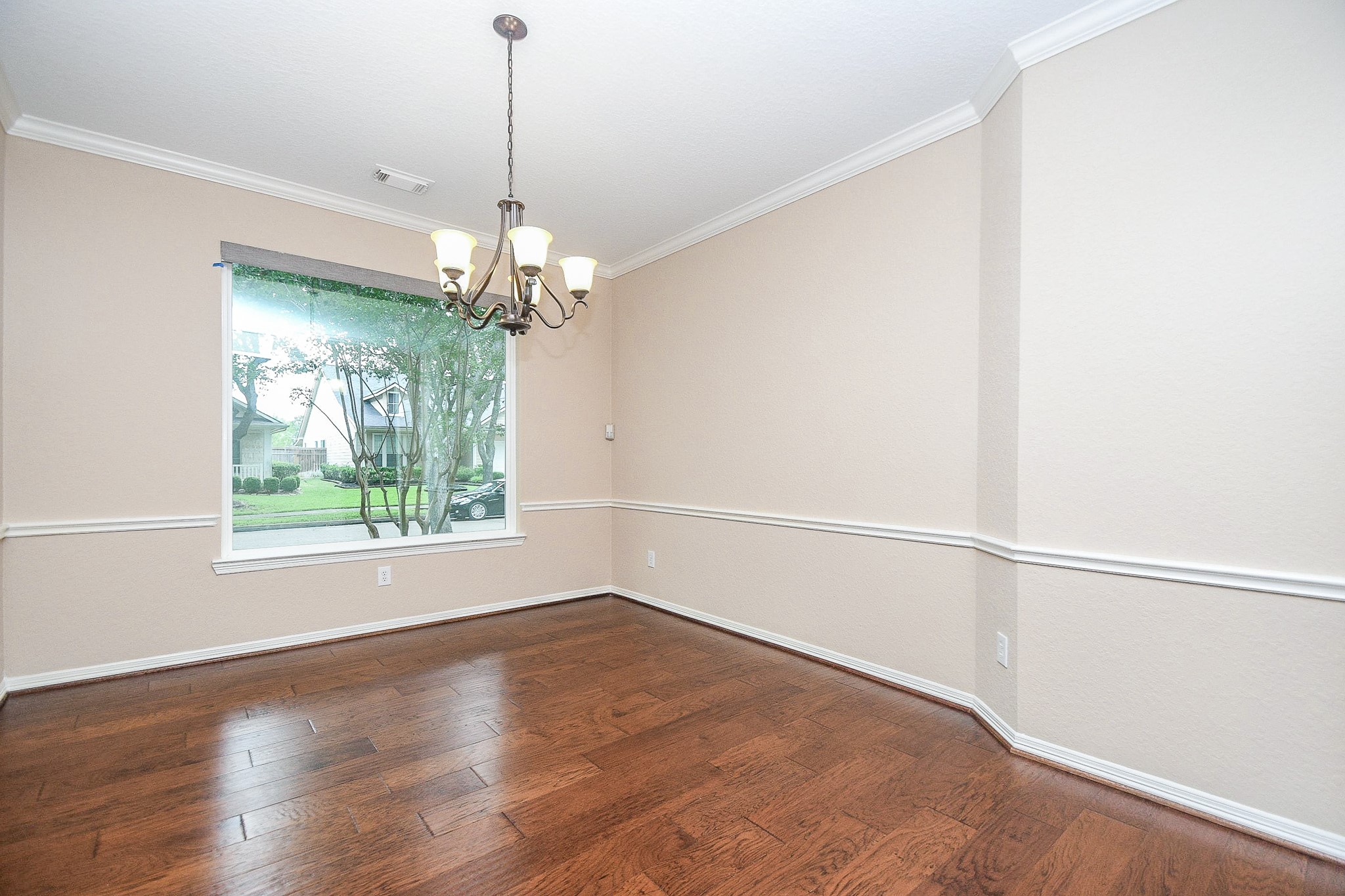 1115 Autumn Green Drive Property Photo 8