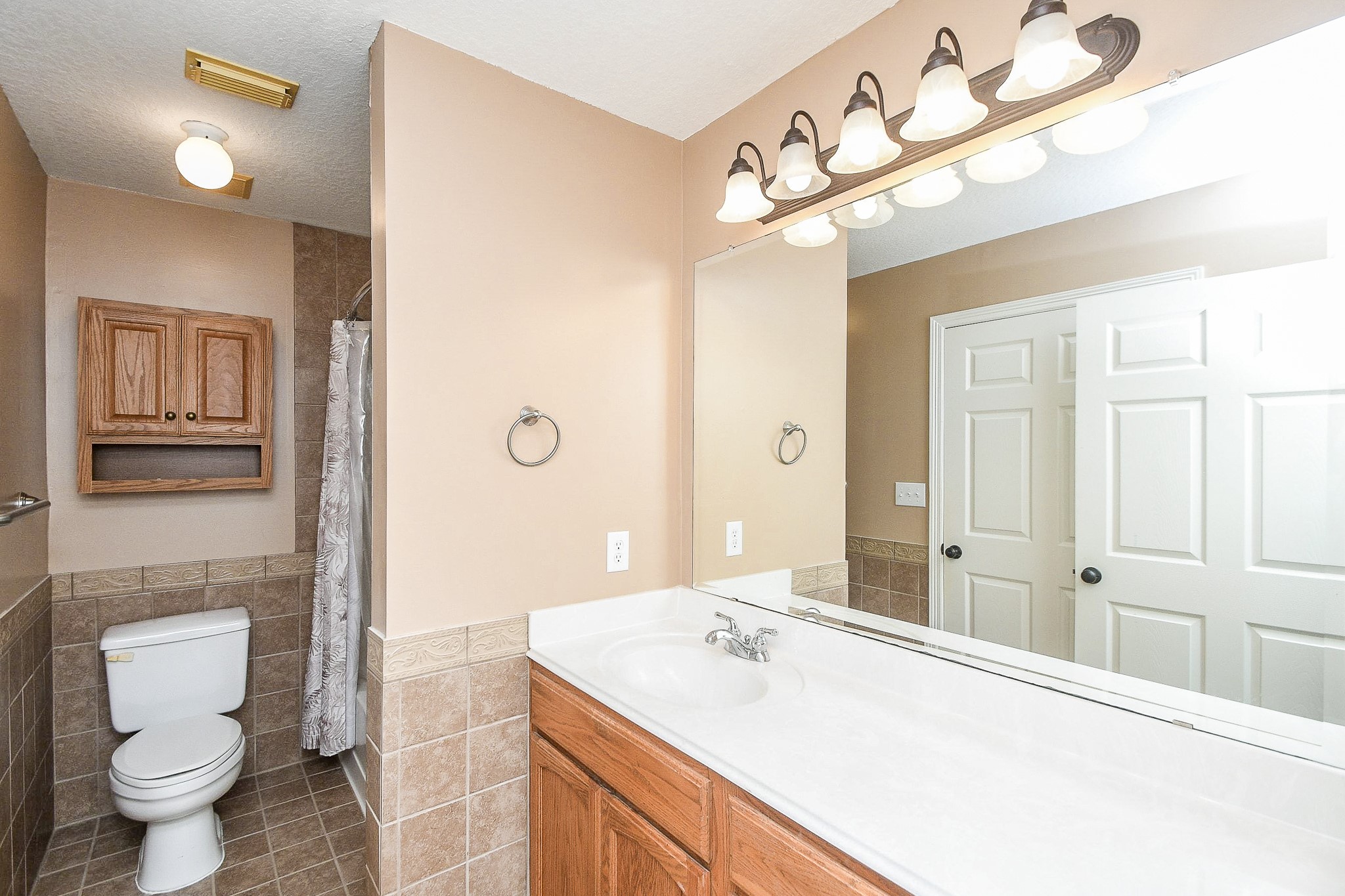 1115 Autumn Green Drive Property Photo 21