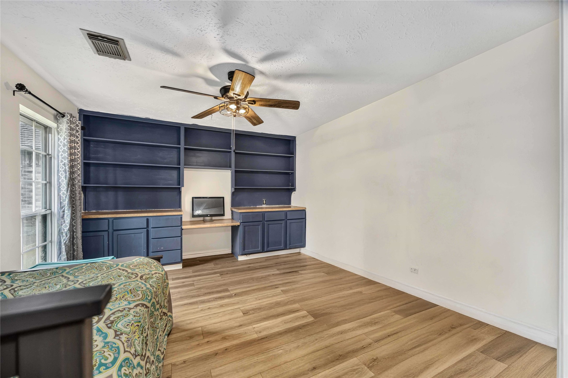 19310 Bristlestar Drive Property Photo 5