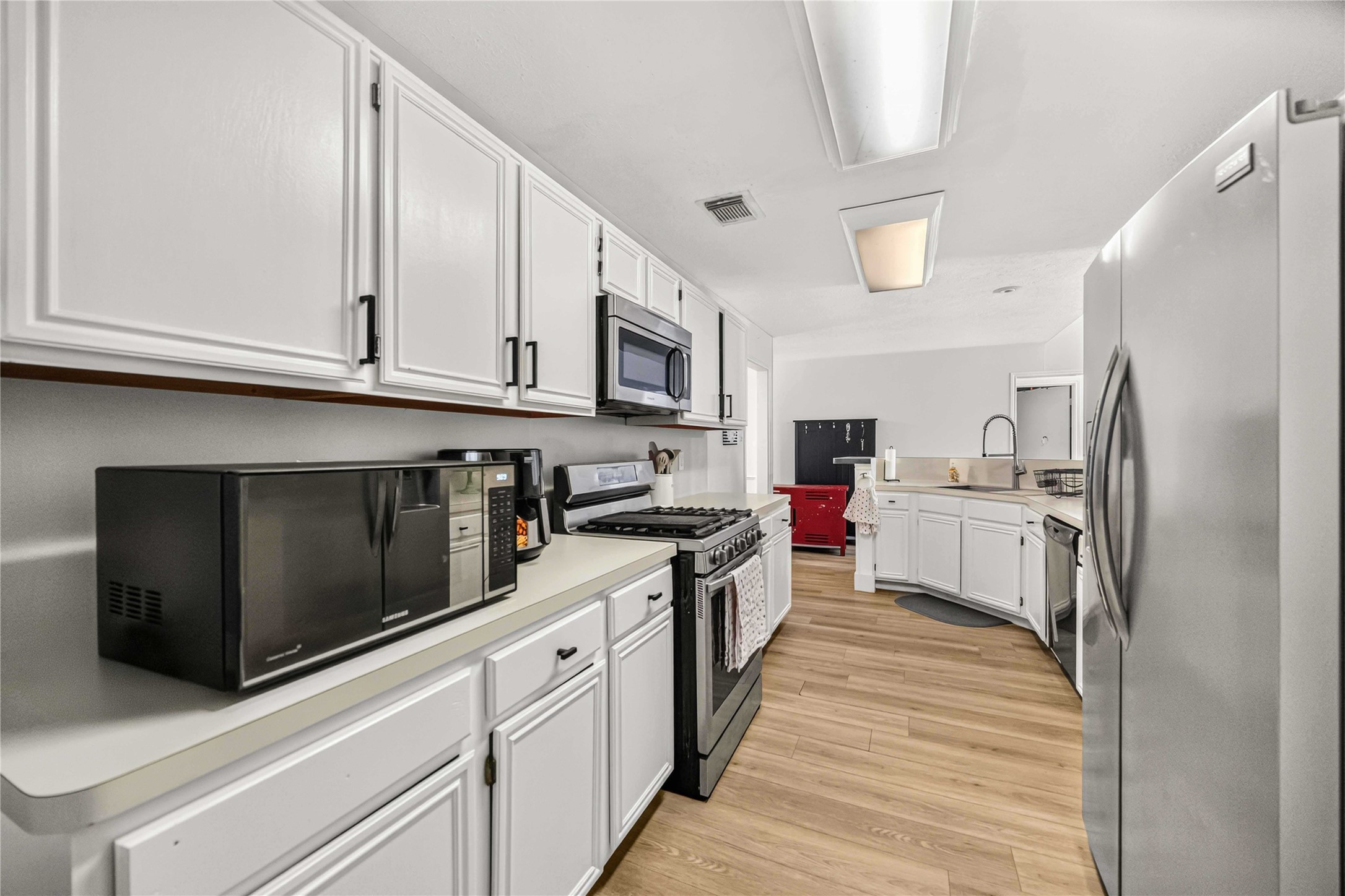 19310 Bristlestar Drive Property Photo 8