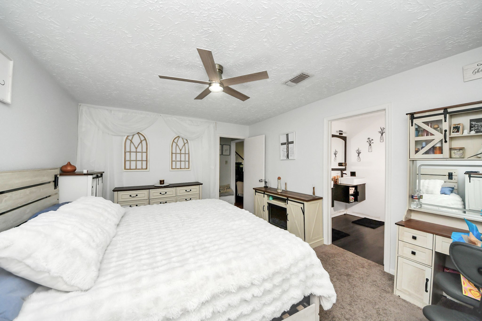14827 Cypress Ridge Drive Property Photo 24