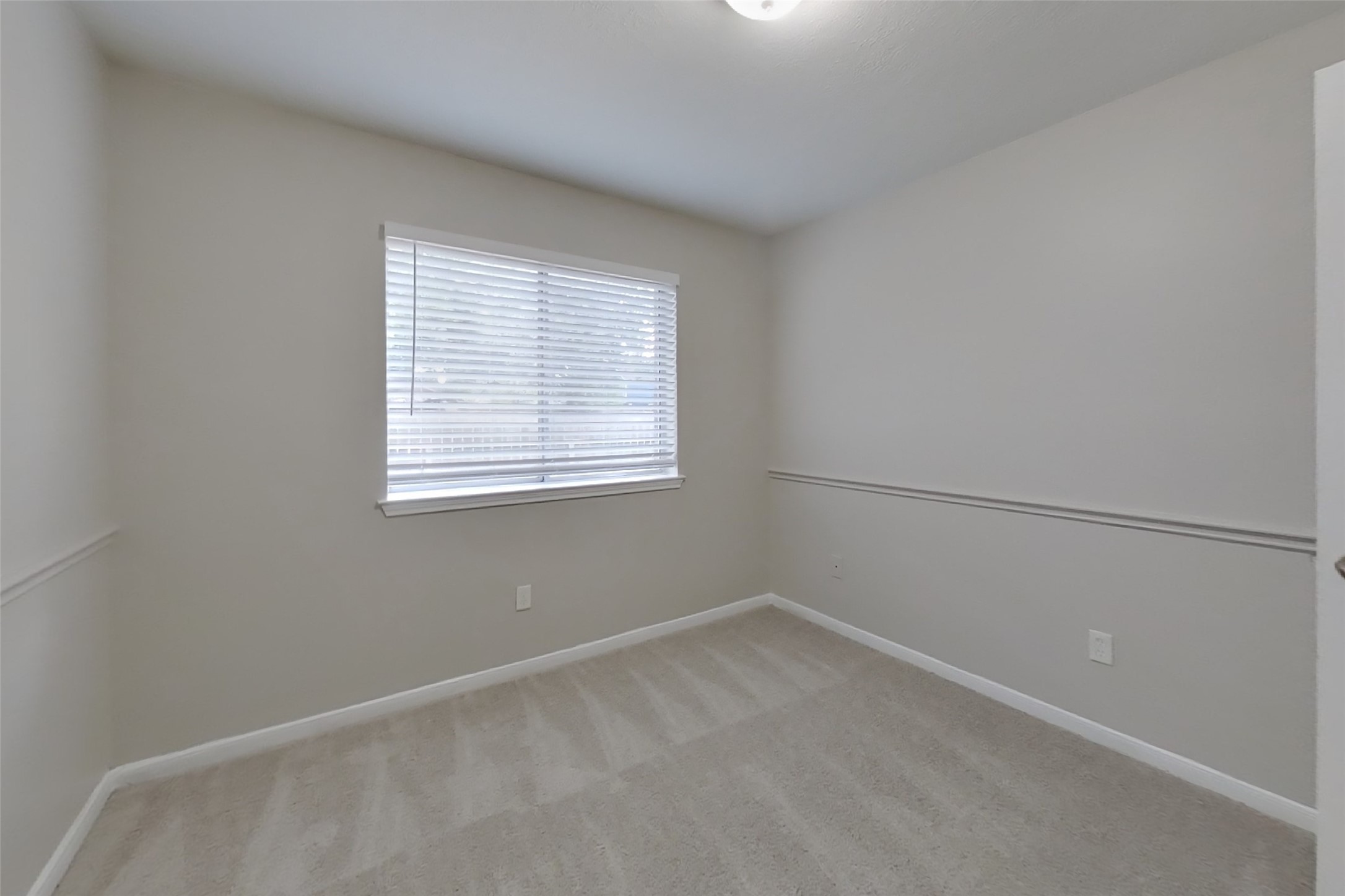 20103 Bambiwoods Drive Property Photo 11