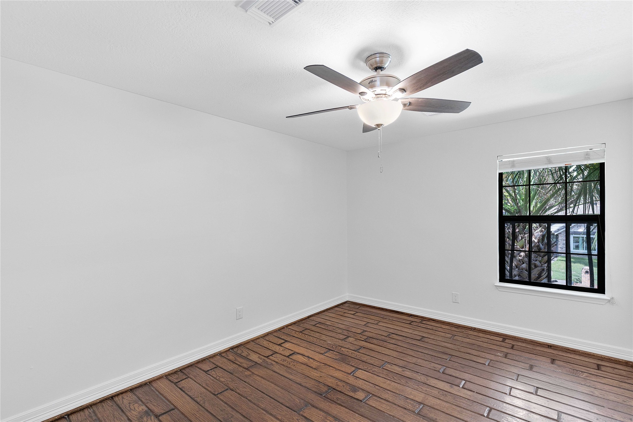 7615 Fernbrook Lane Property Photo 33