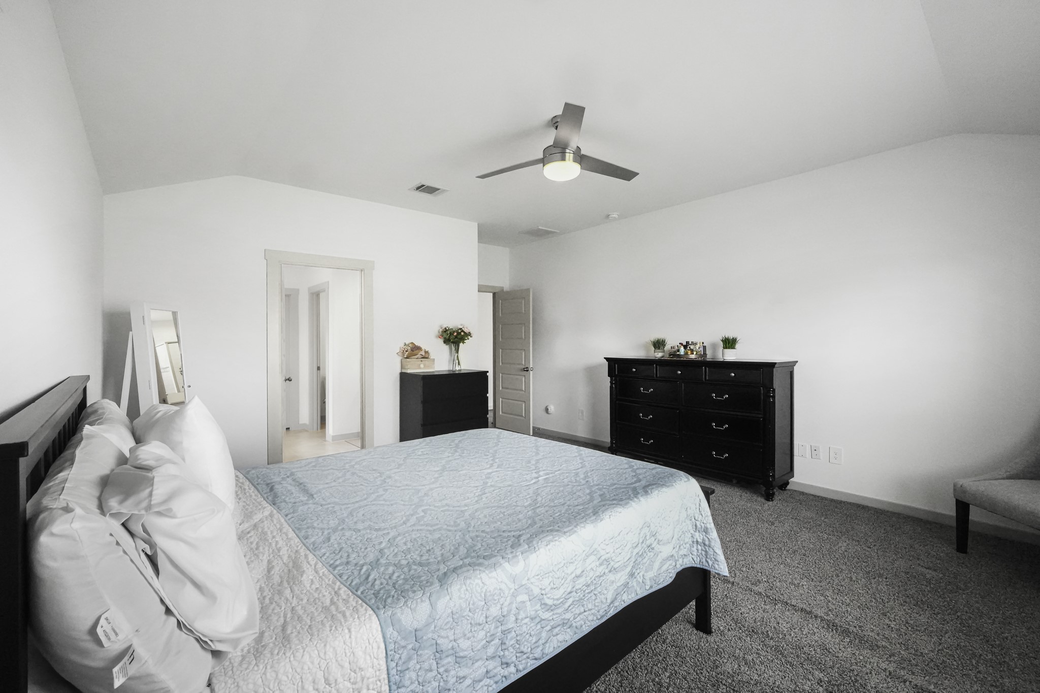 1126 Hyde Lake Lane Property Photo 15