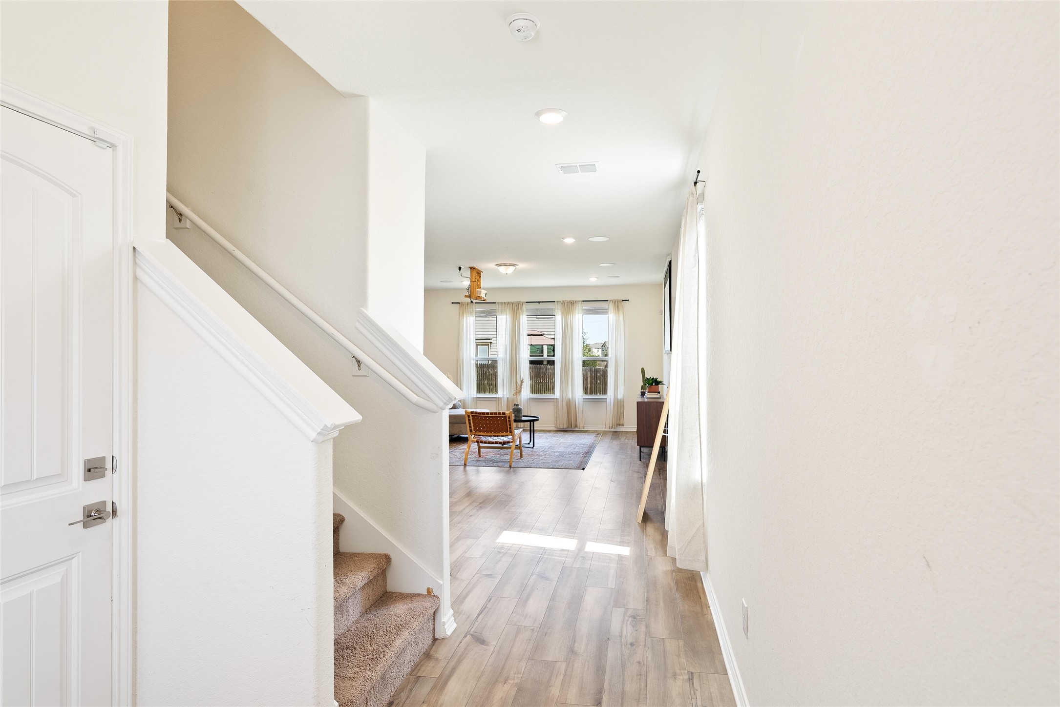 2406 Indian Forest Property Photo 9