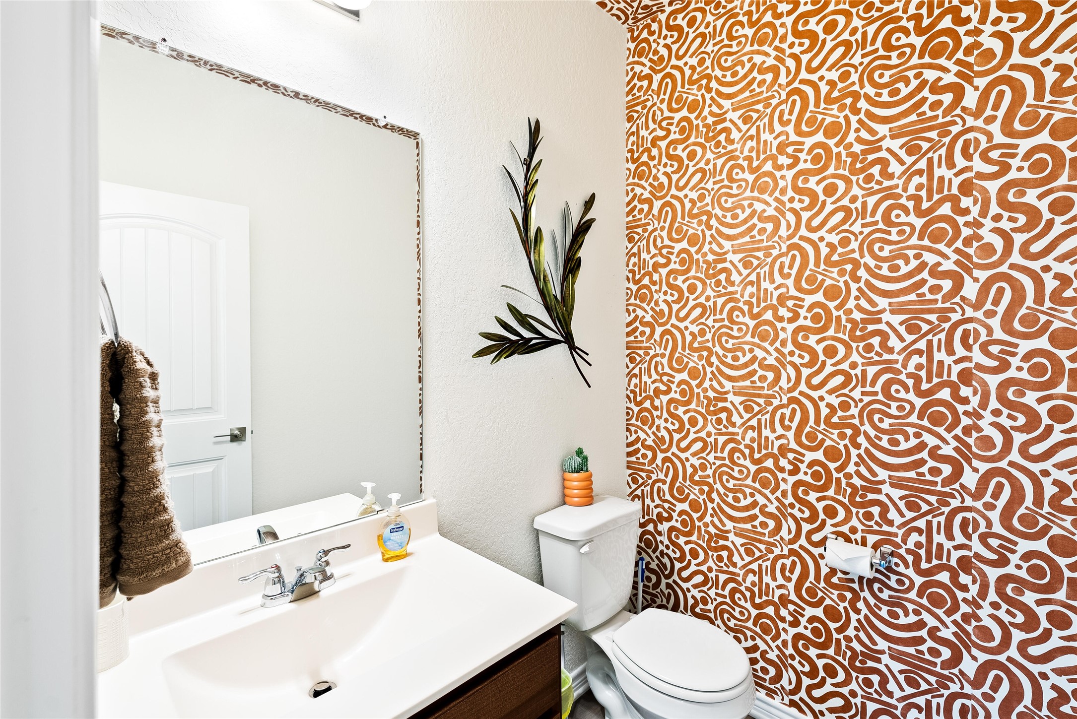 2406 Indian Forest Property Photo 14