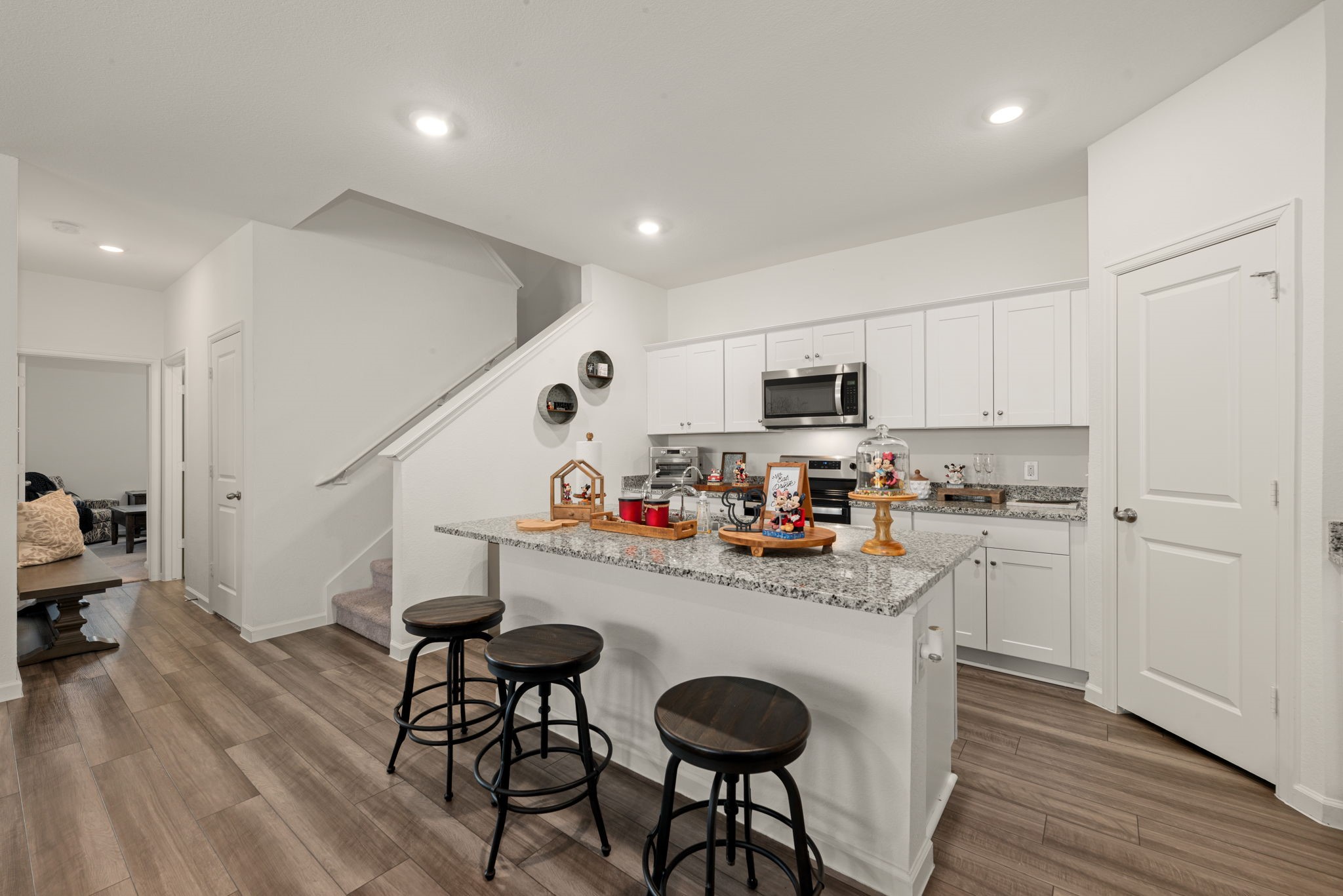 718 Amesbury Road Property Photo 11