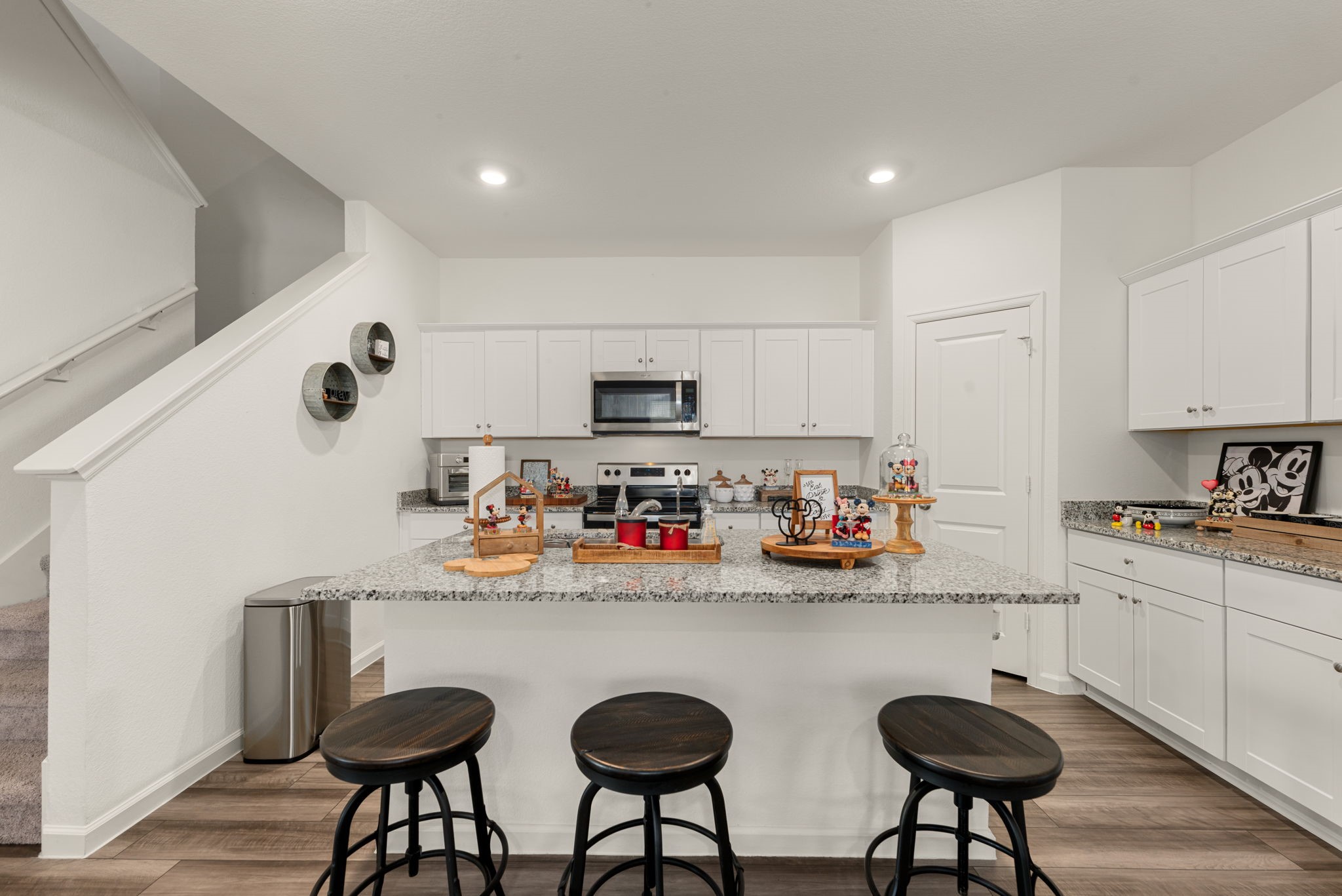 718 Amesbury Road Property Photo 12