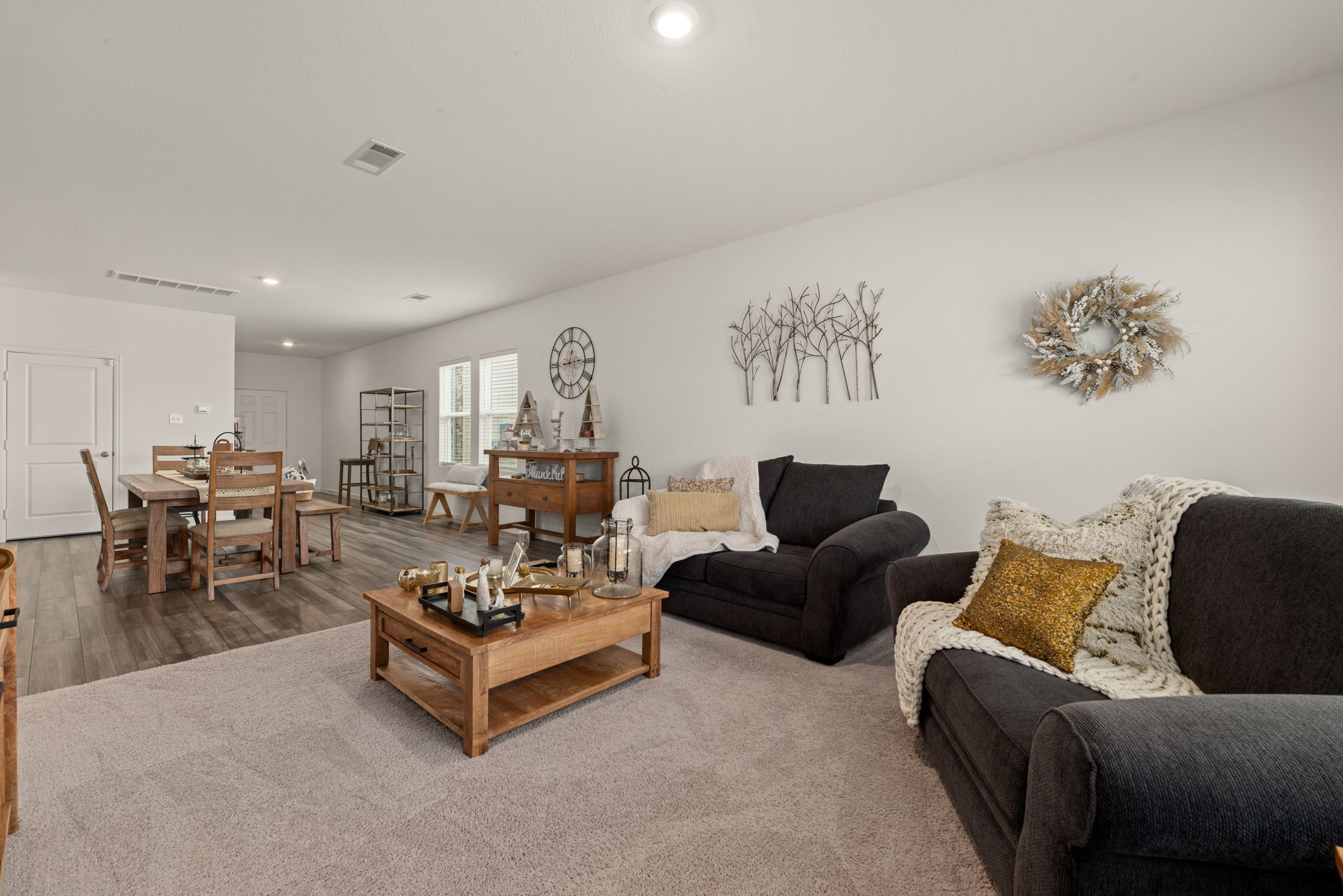 718 Amesbury Road Property Photo 15