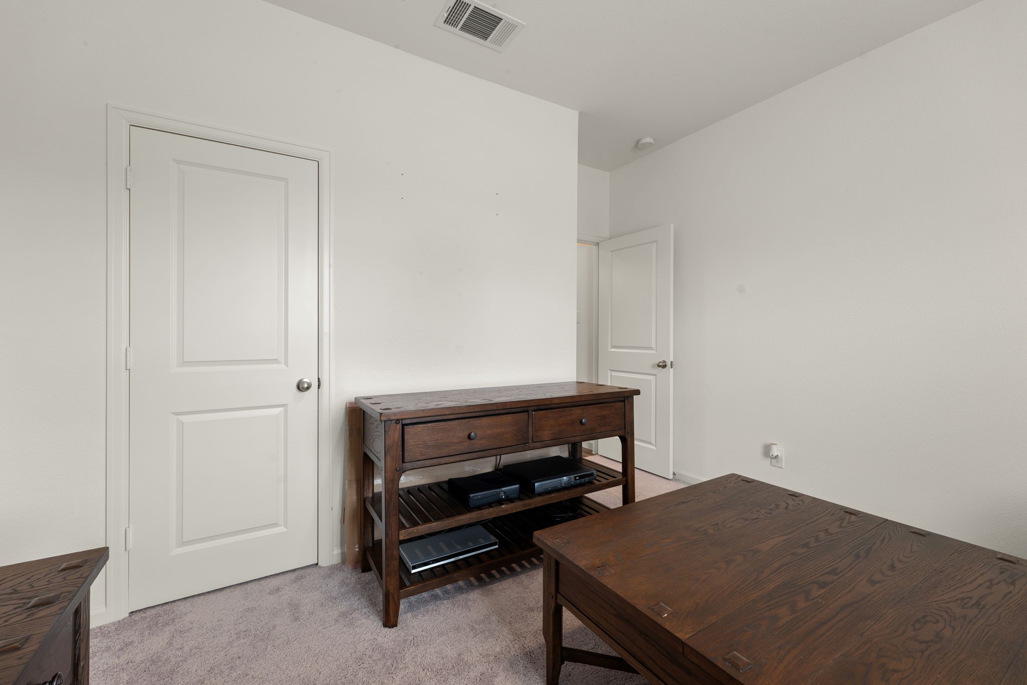 718 Amesbury Road Property Photo 18