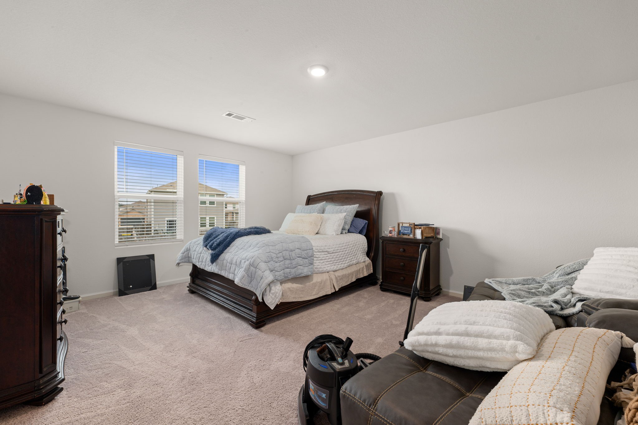 718 Amesbury Road Property Photo 23