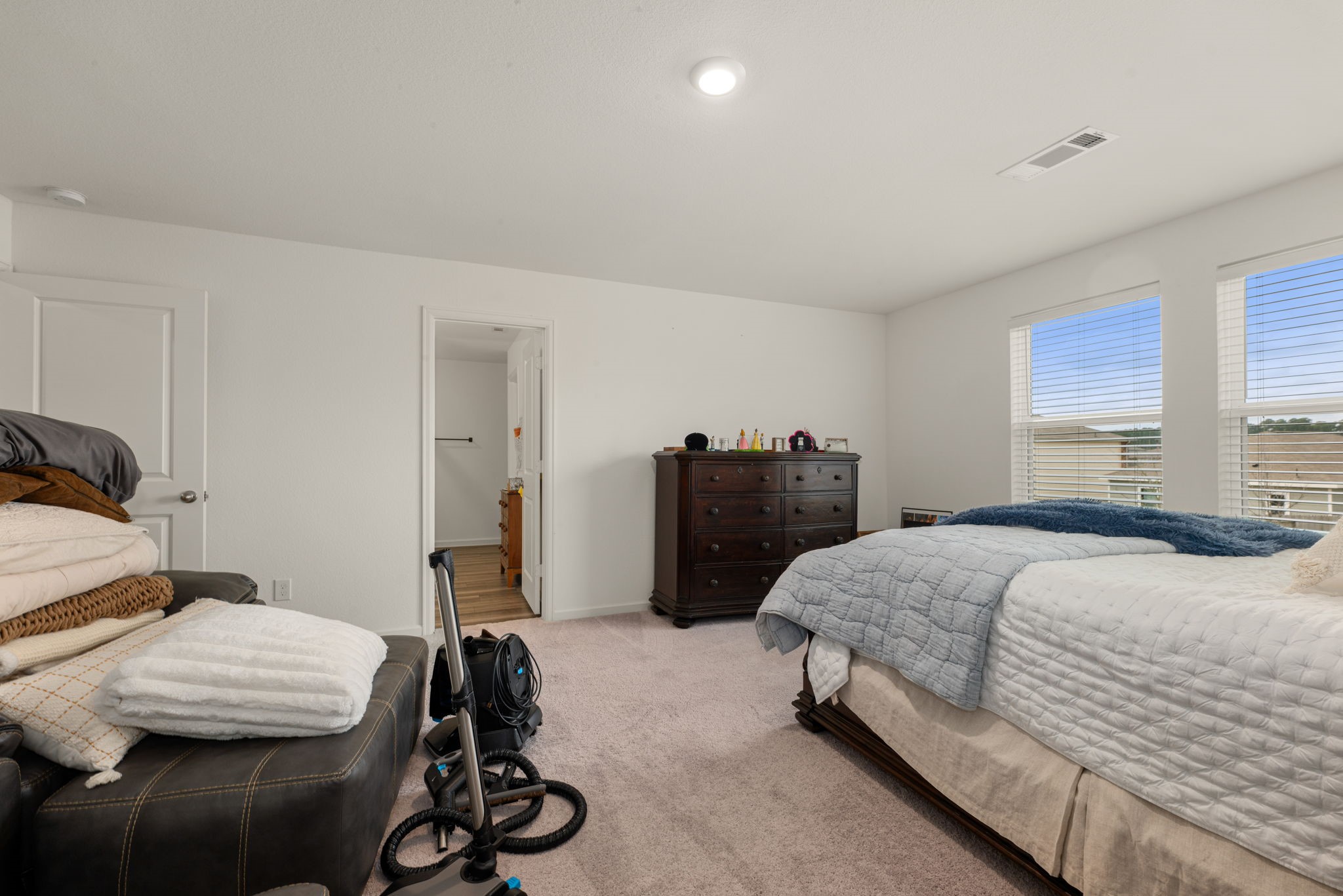 718 Amesbury Road Property Photo 25