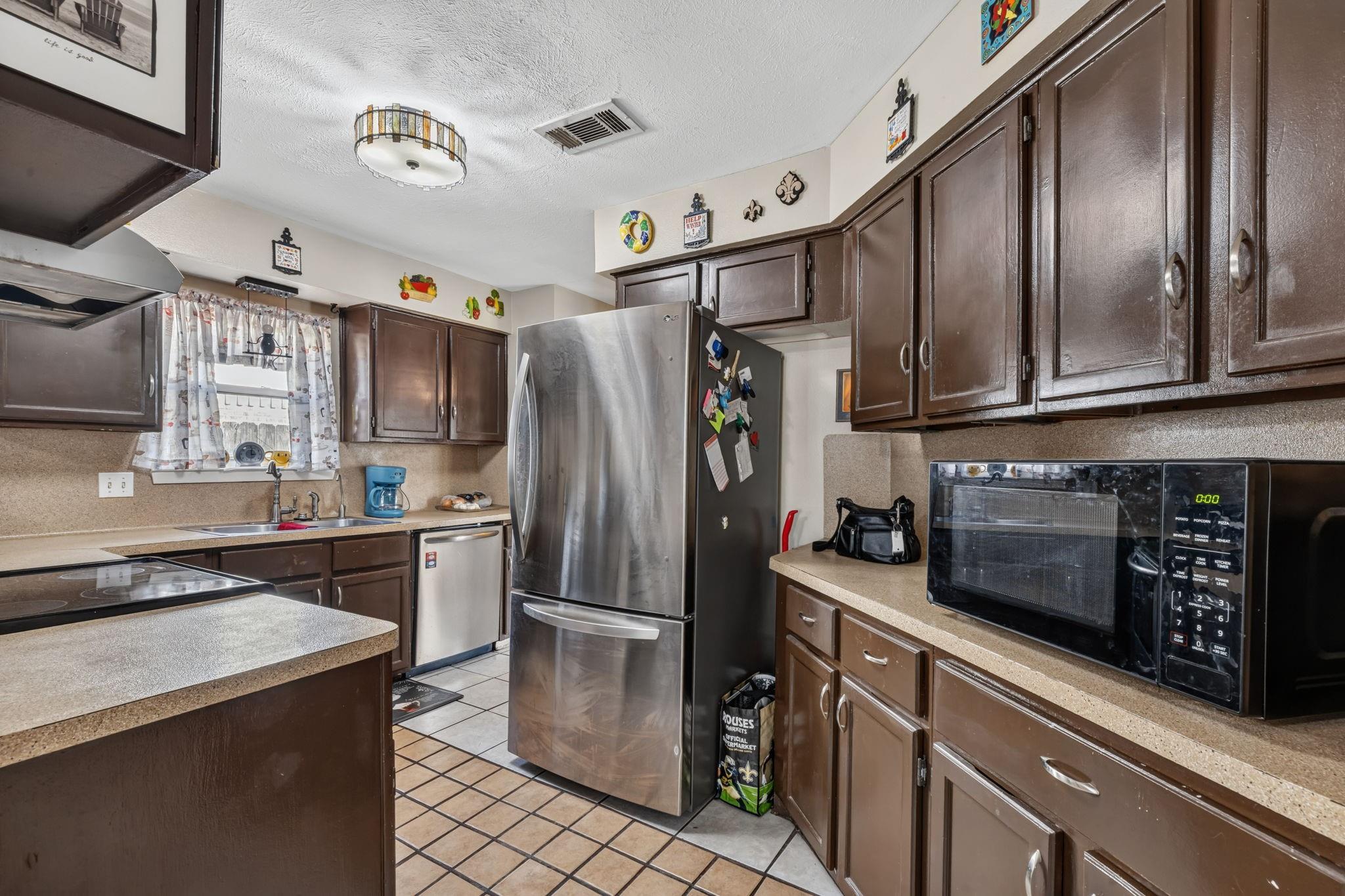 3006 Sandpiper Drive, Baytown Tx 77521 Property Photo 5