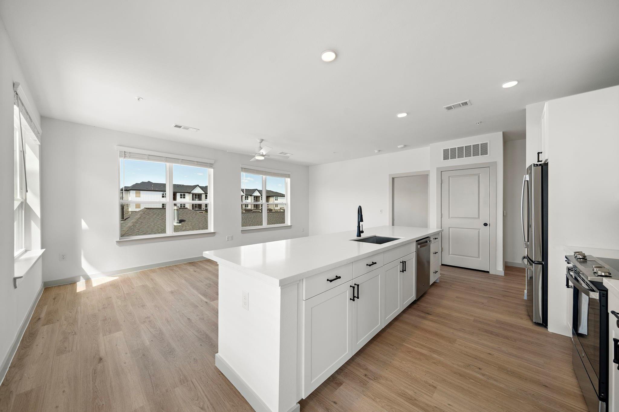 29655 Jordan Ranch Blvd B1 Property Photo 3