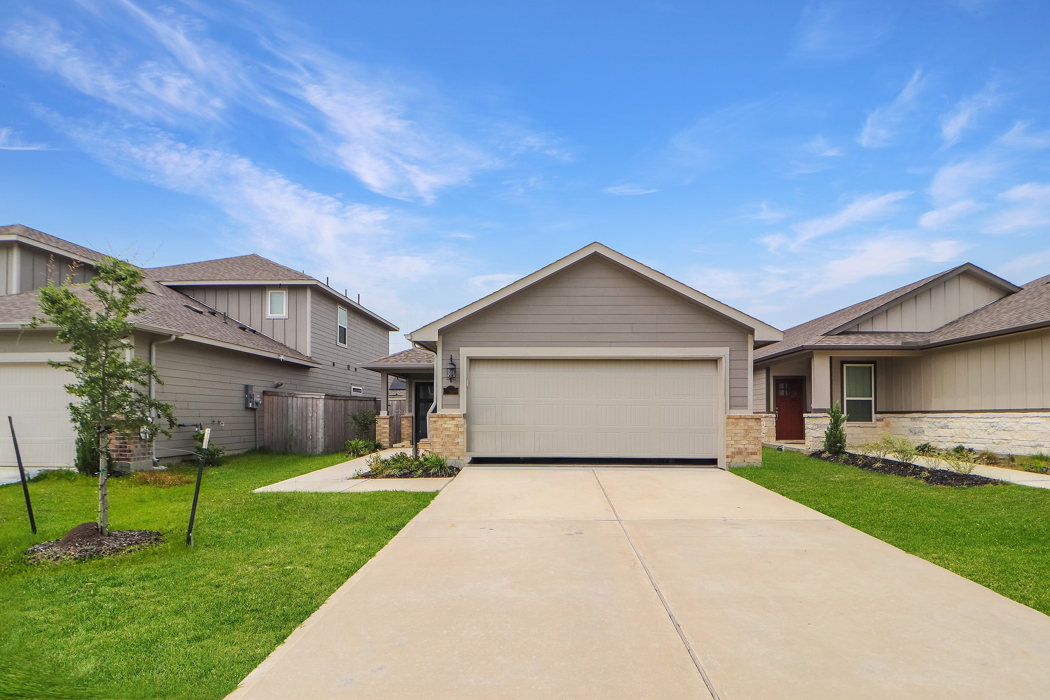 18626 Etta Pines Circle Property Photo 1
