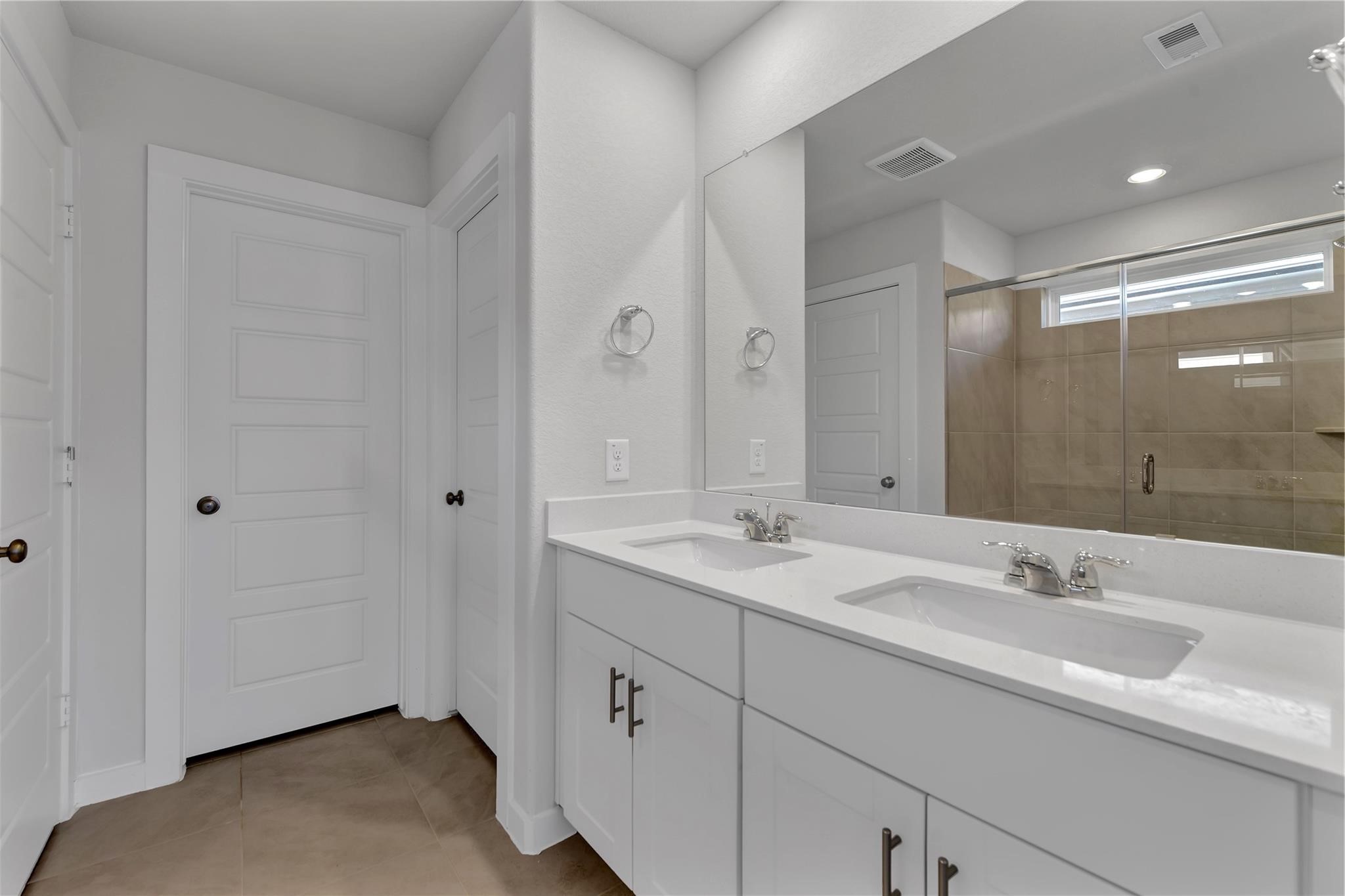 18626 Etta Pines Circle Property Photo 8