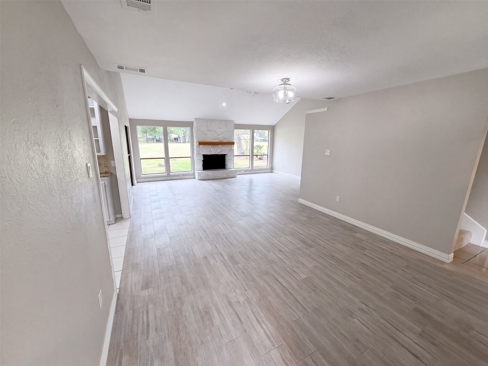 1746 Cloister Drive 32 Property Photo 3