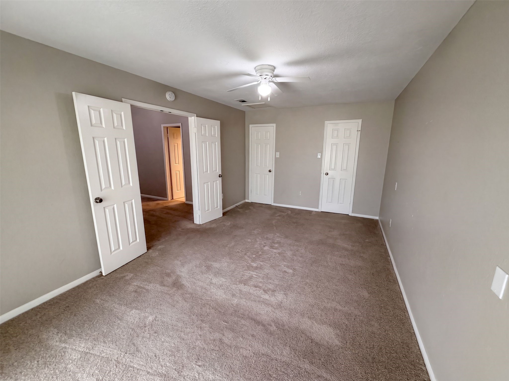 1746 Cloister Drive 32 Property Photo 4