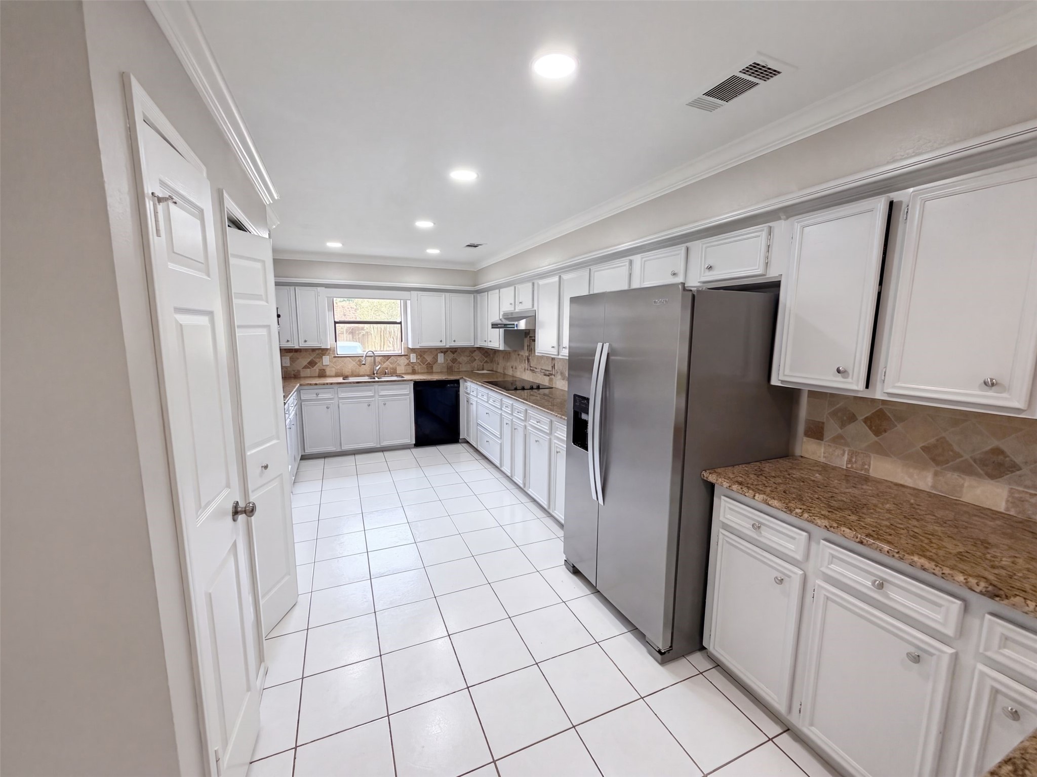 1746 Cloister Drive 32 Property Photo 12