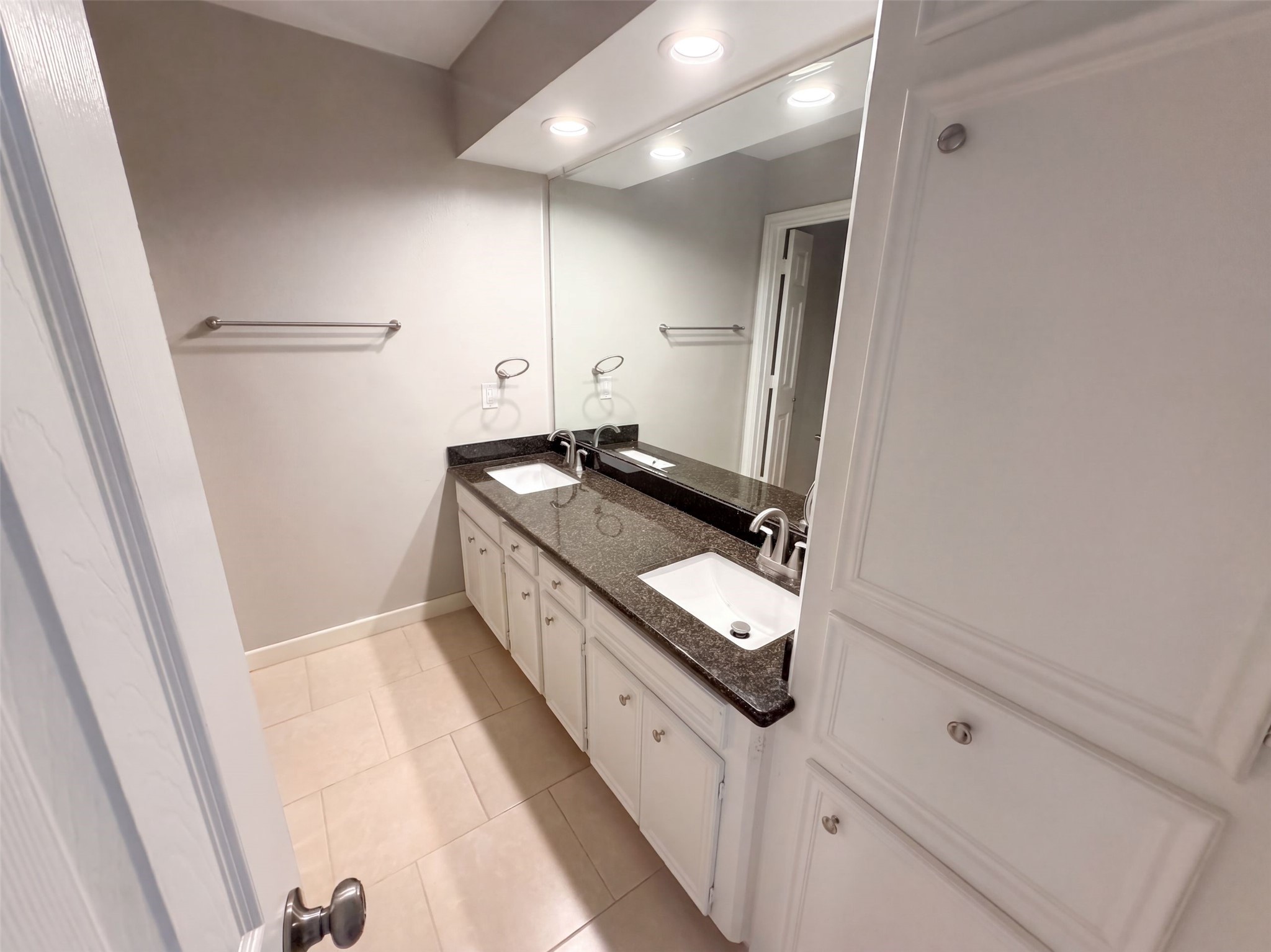 1746 Cloister Drive 32 Property Photo 23