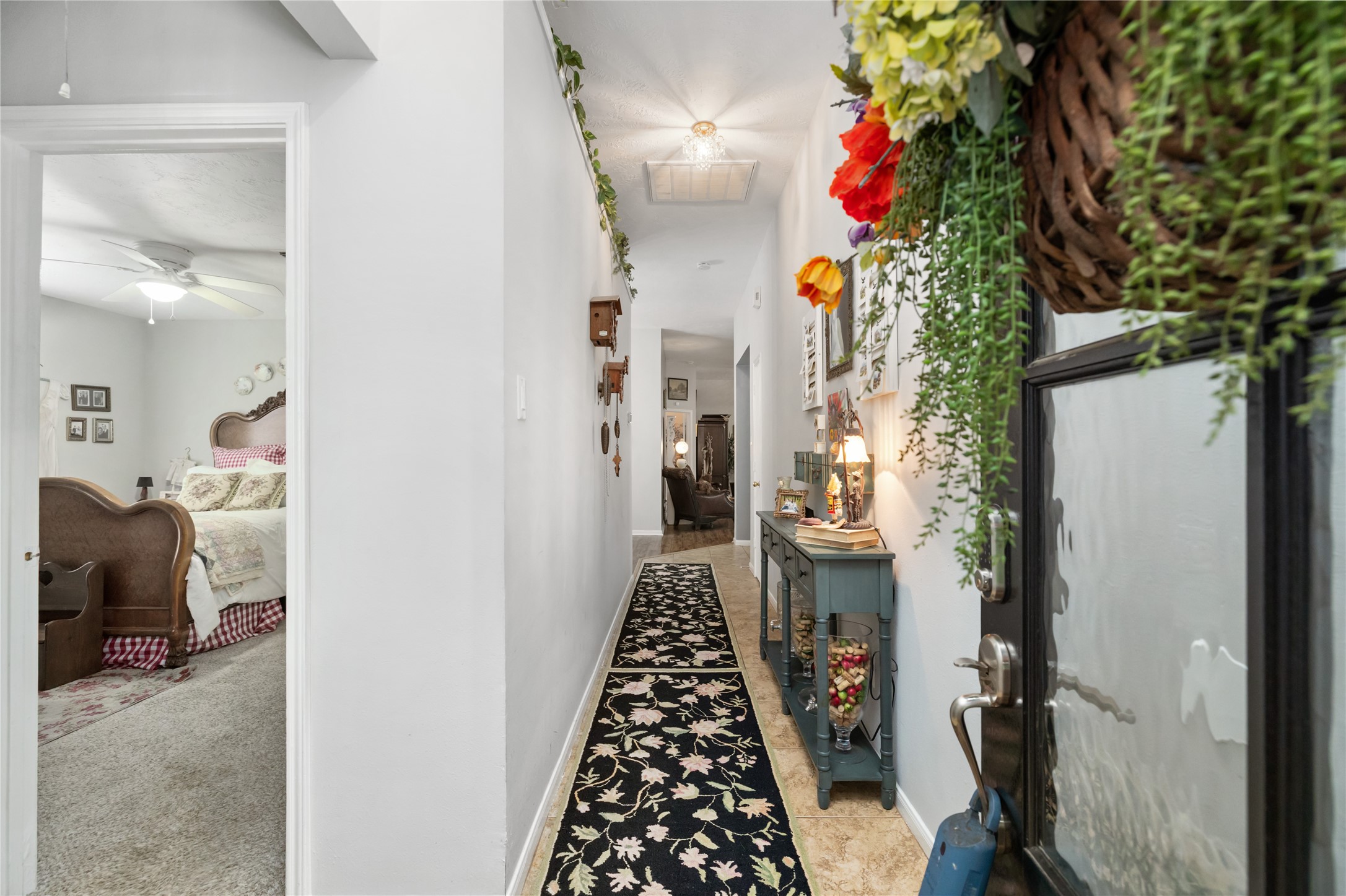 29023 Stone Fox Drive Property Photo 4