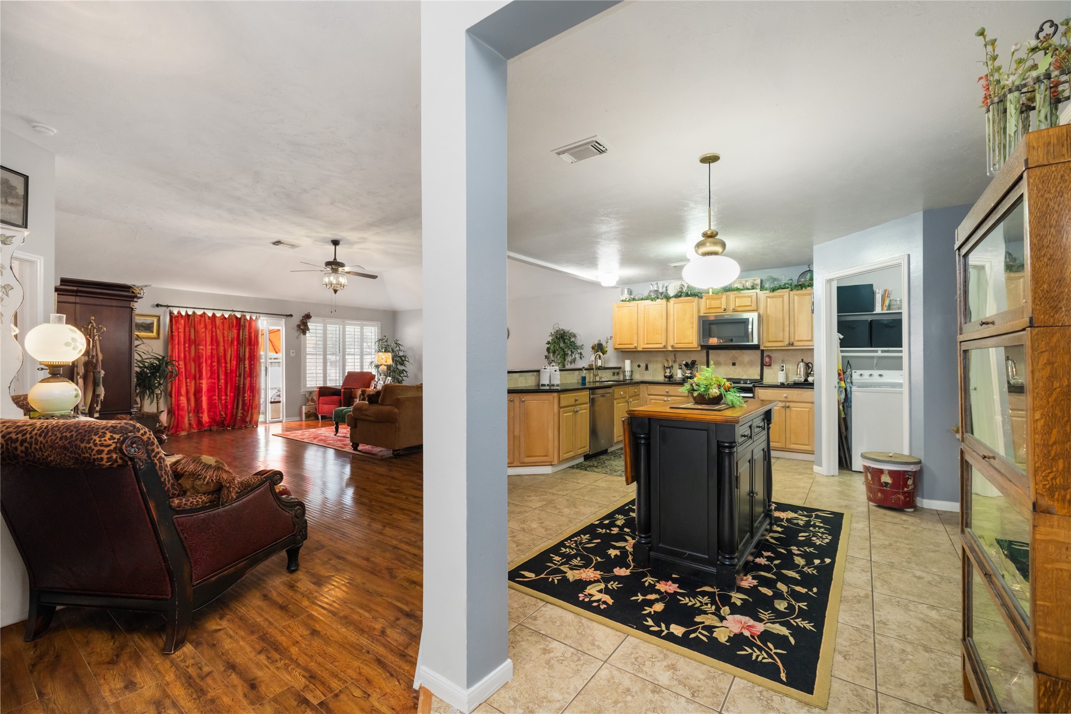 29023 Stone Fox Drive Property Photo 6