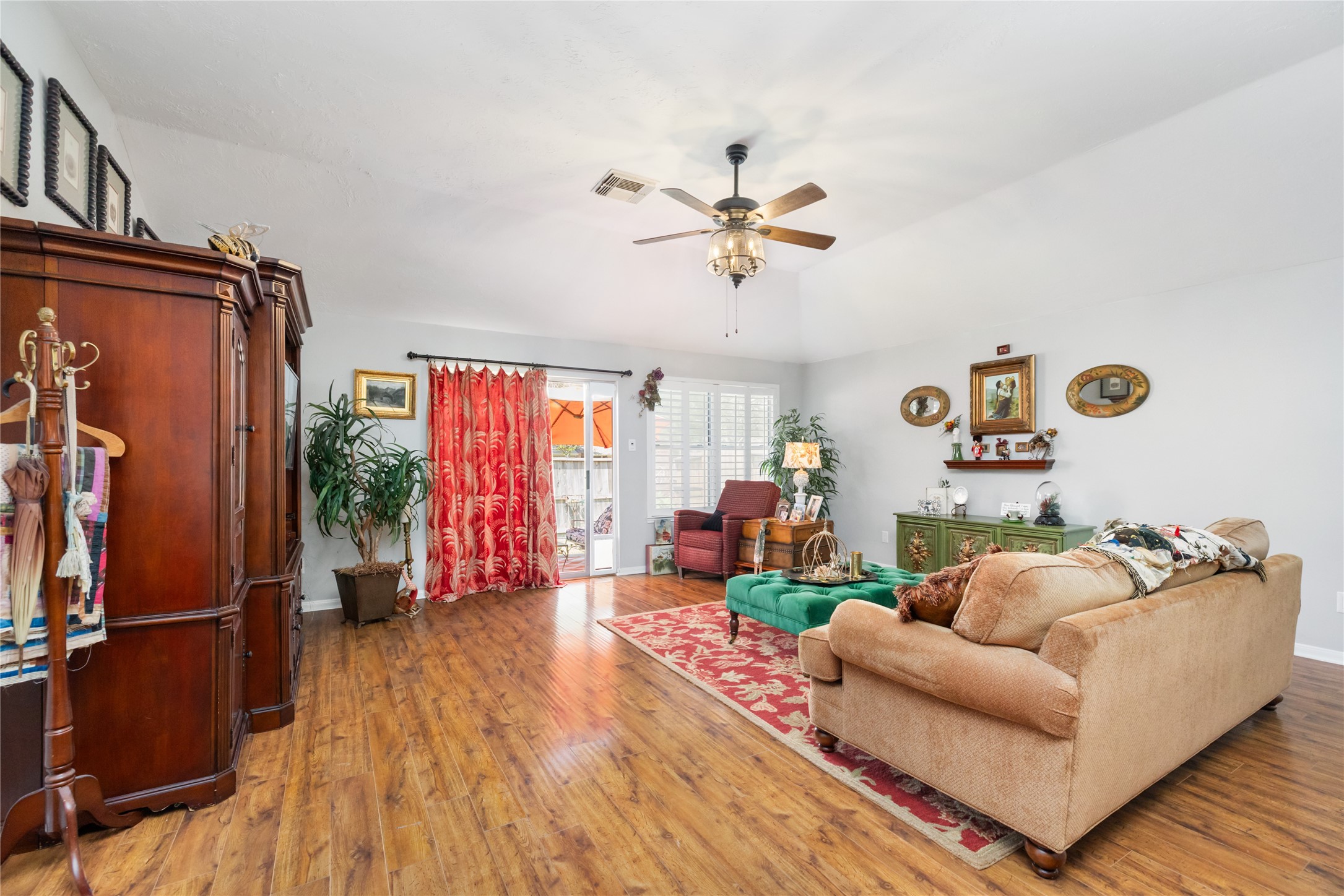 29023 Stone Fox Drive Property Photo 10