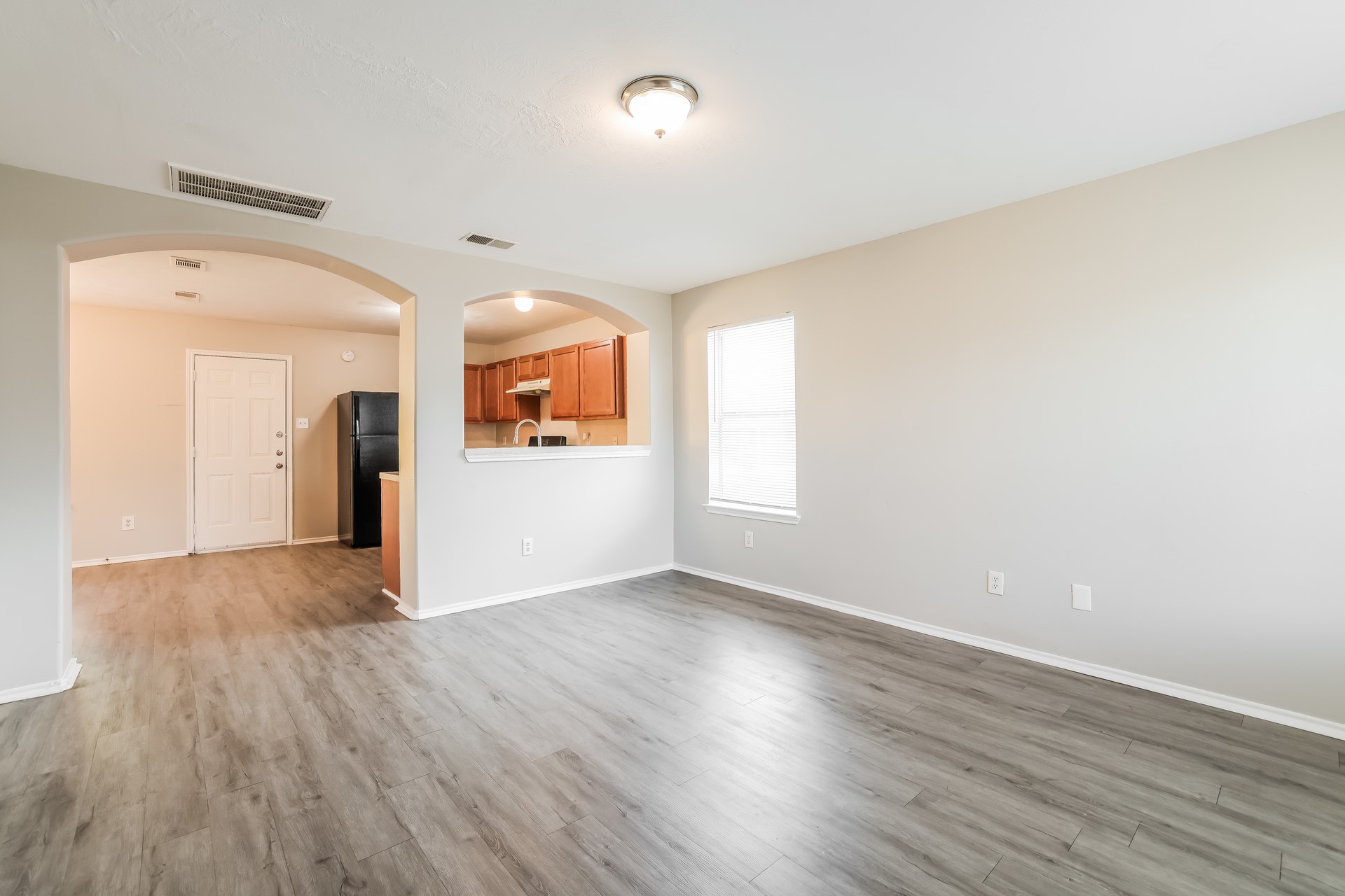 7507 Kennemer Drive Property Photo 3
