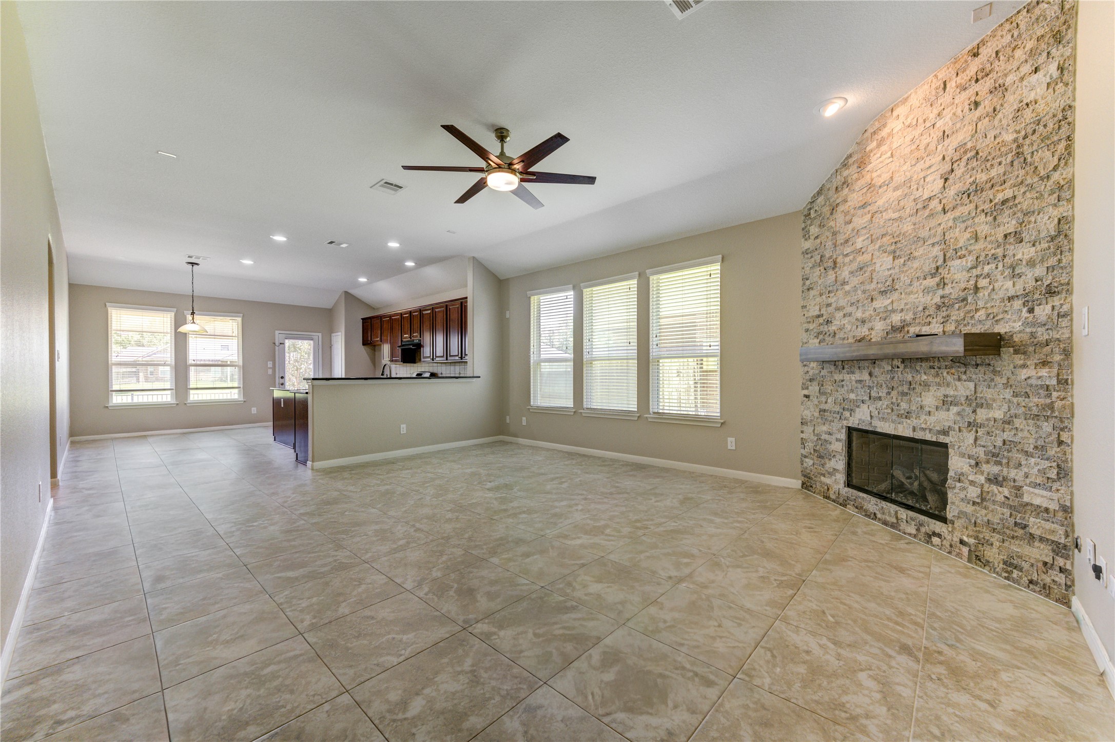 6014 Watford Bend Property Photo 8