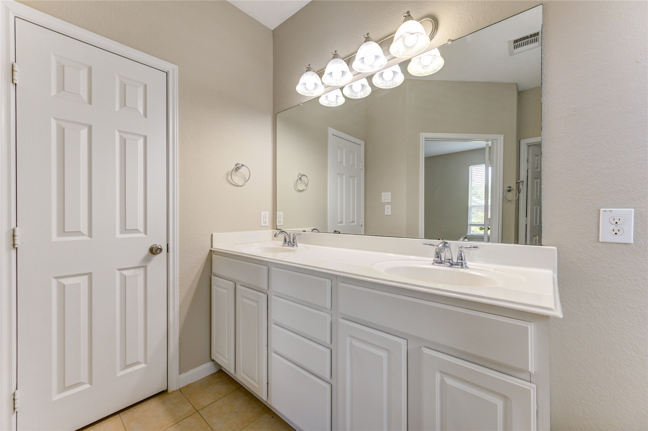 6014 Watford Bend Property Photo 18