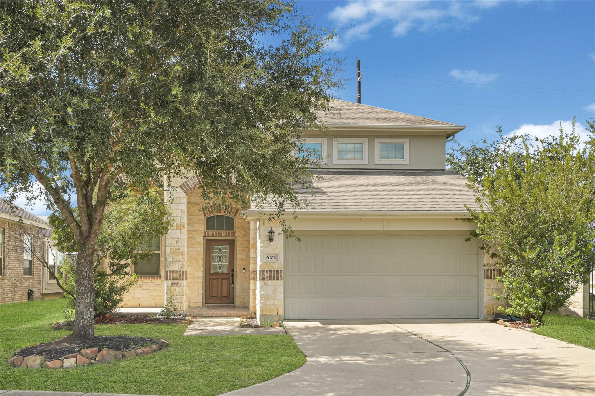 6102 Nicholas Ln Property Photo 1