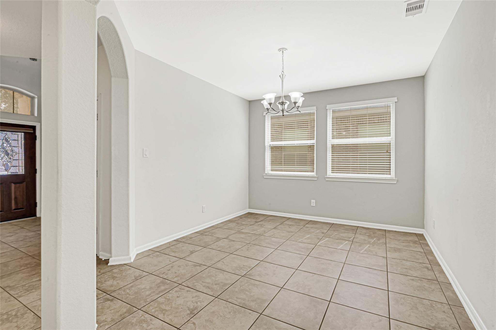 6102 Nicholas Ln Property Photo 8