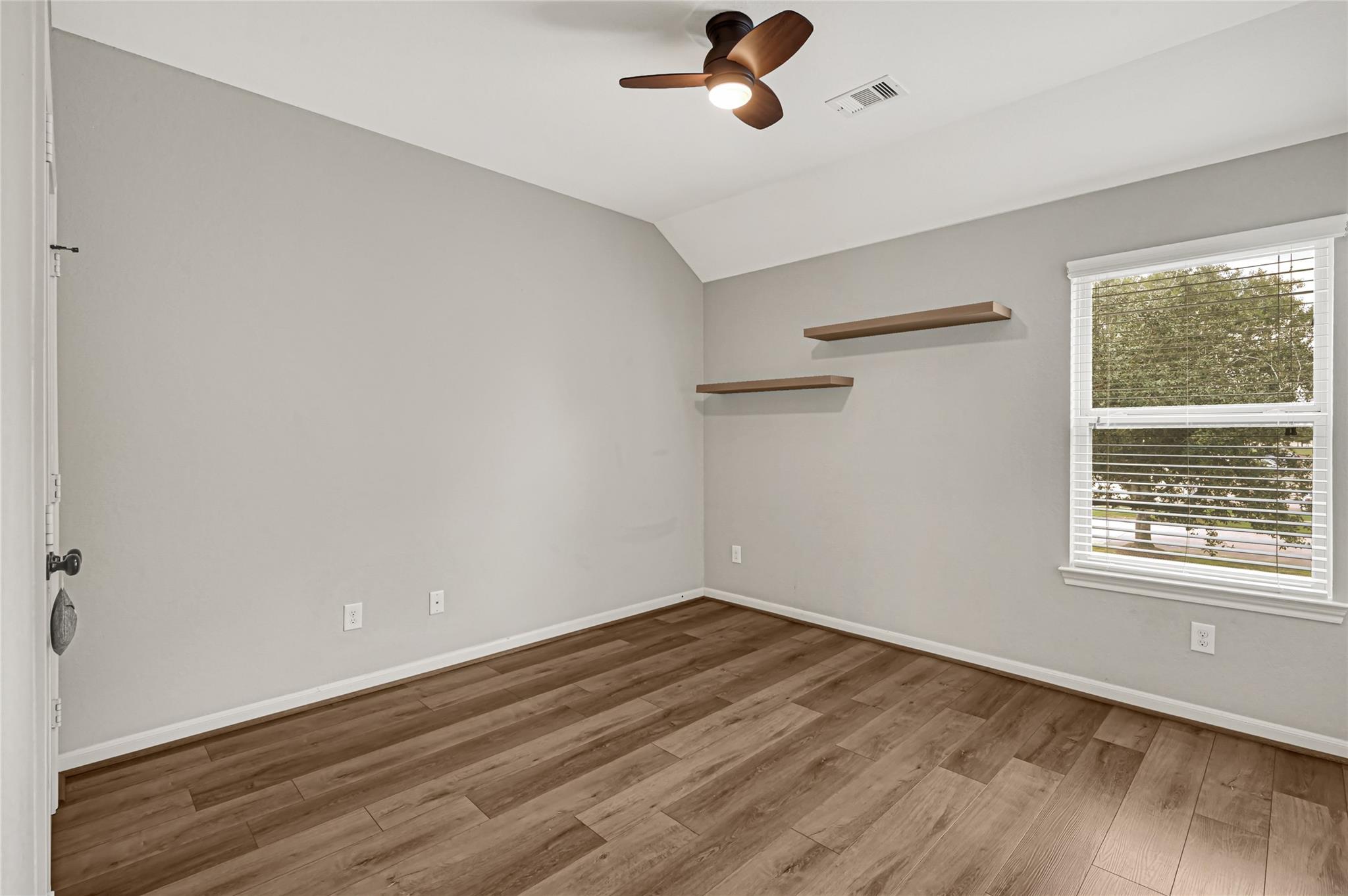 6102 Nicholas Ln Property Photo 21