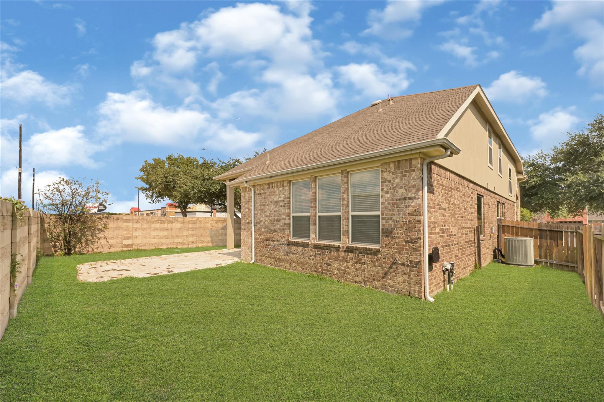 6102 Nicholas Ln Property Photo 29