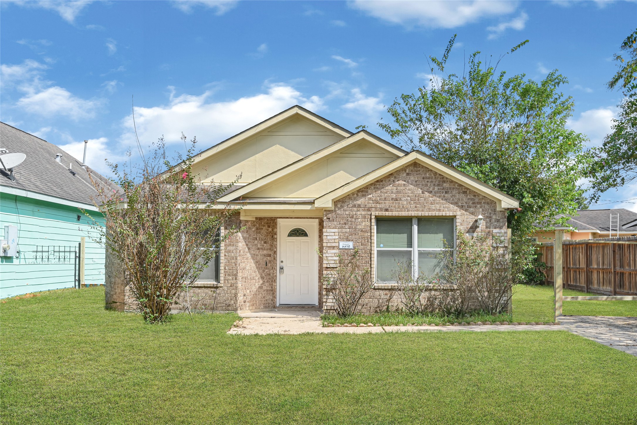 6610 Schambray Street Property Photo 1