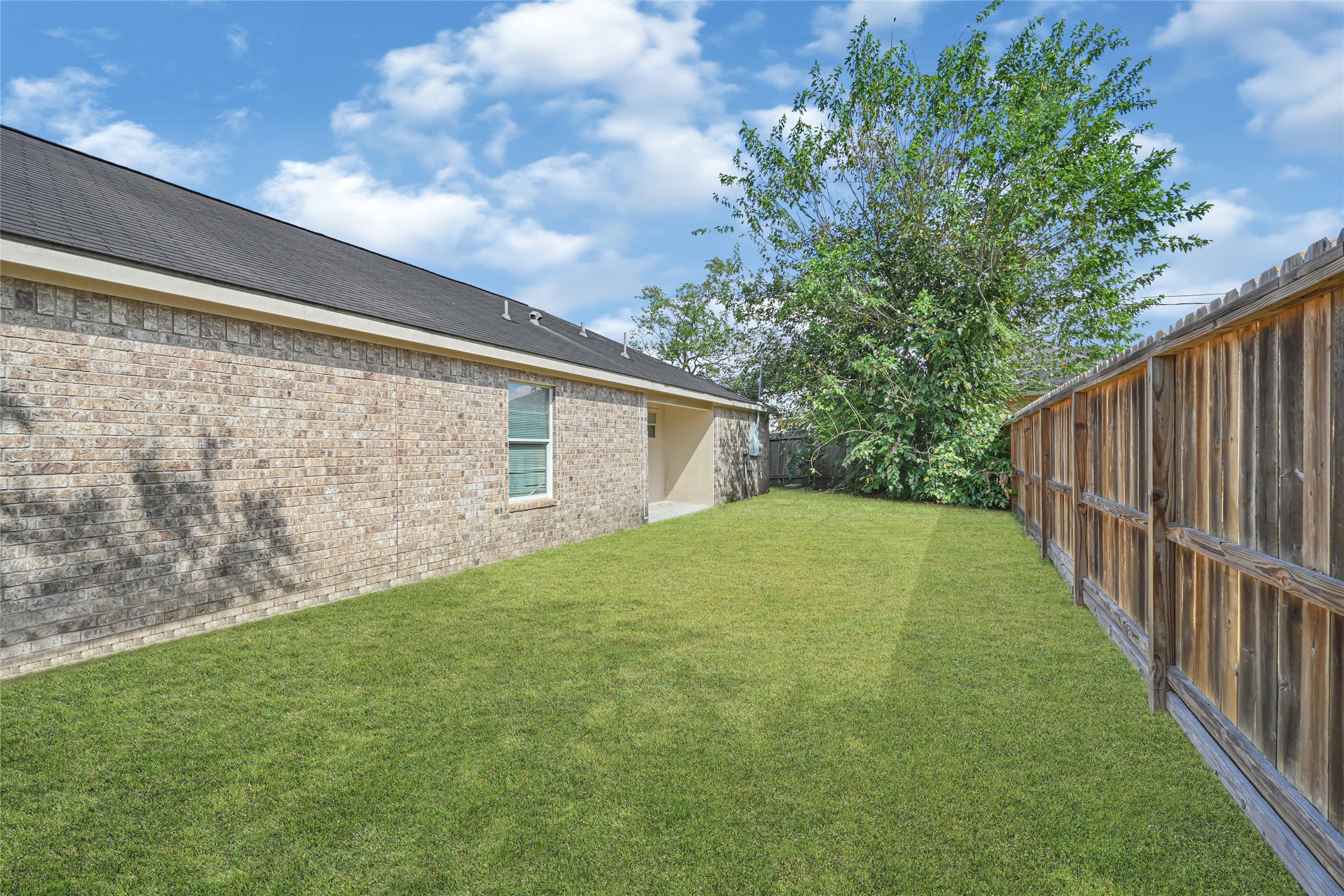 6610 Schambray Street Property Photo 3