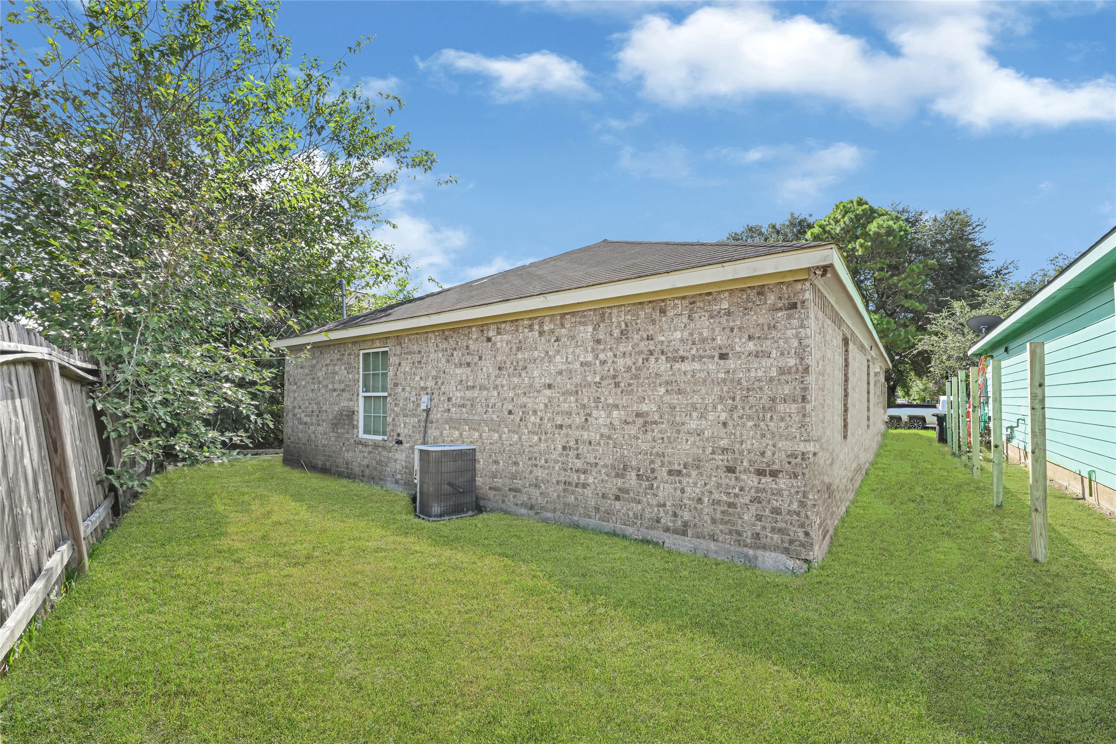 6610 Schambray Street Property Photo 5