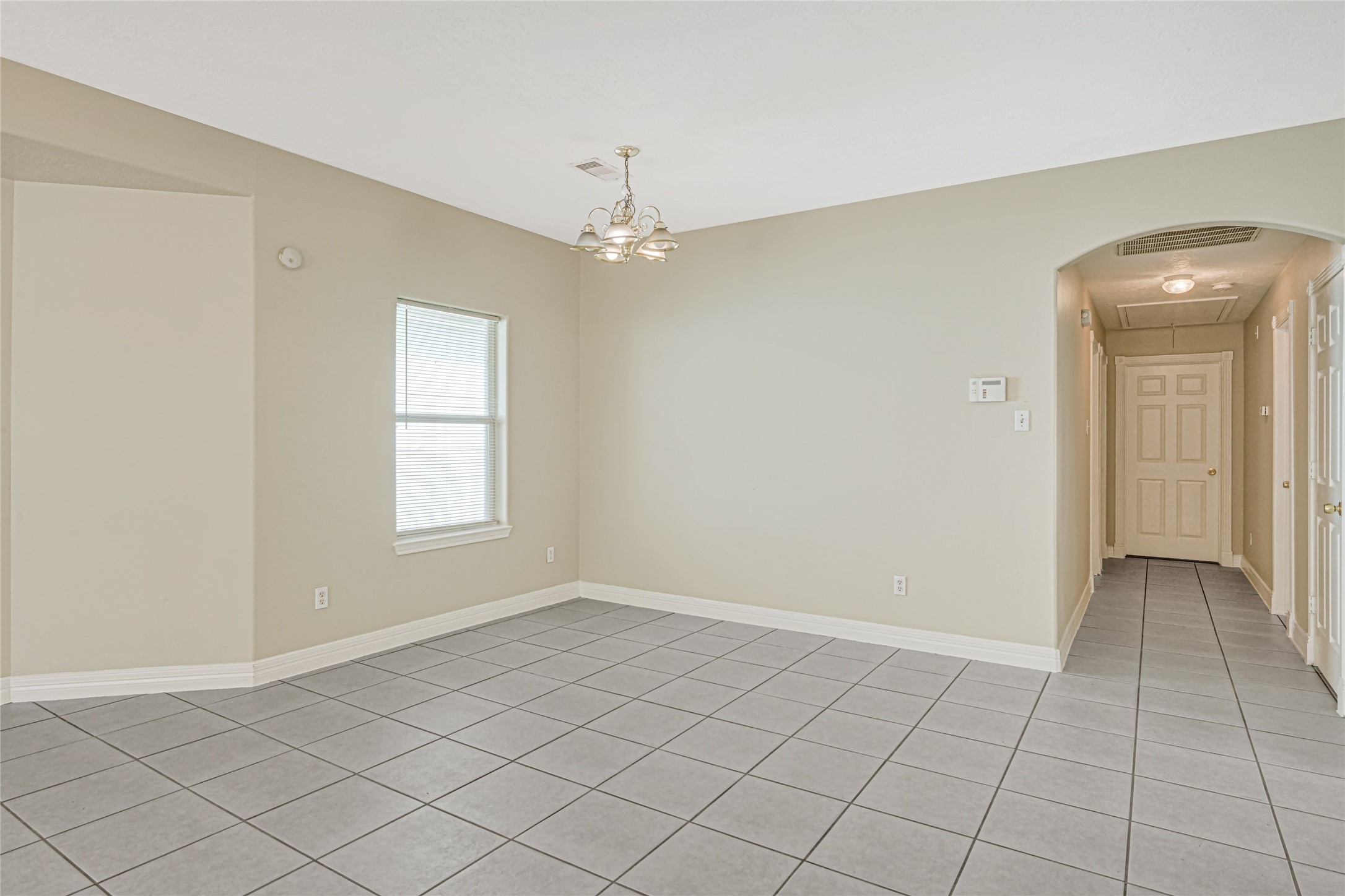 6610 Schambray Street Property Photo 9