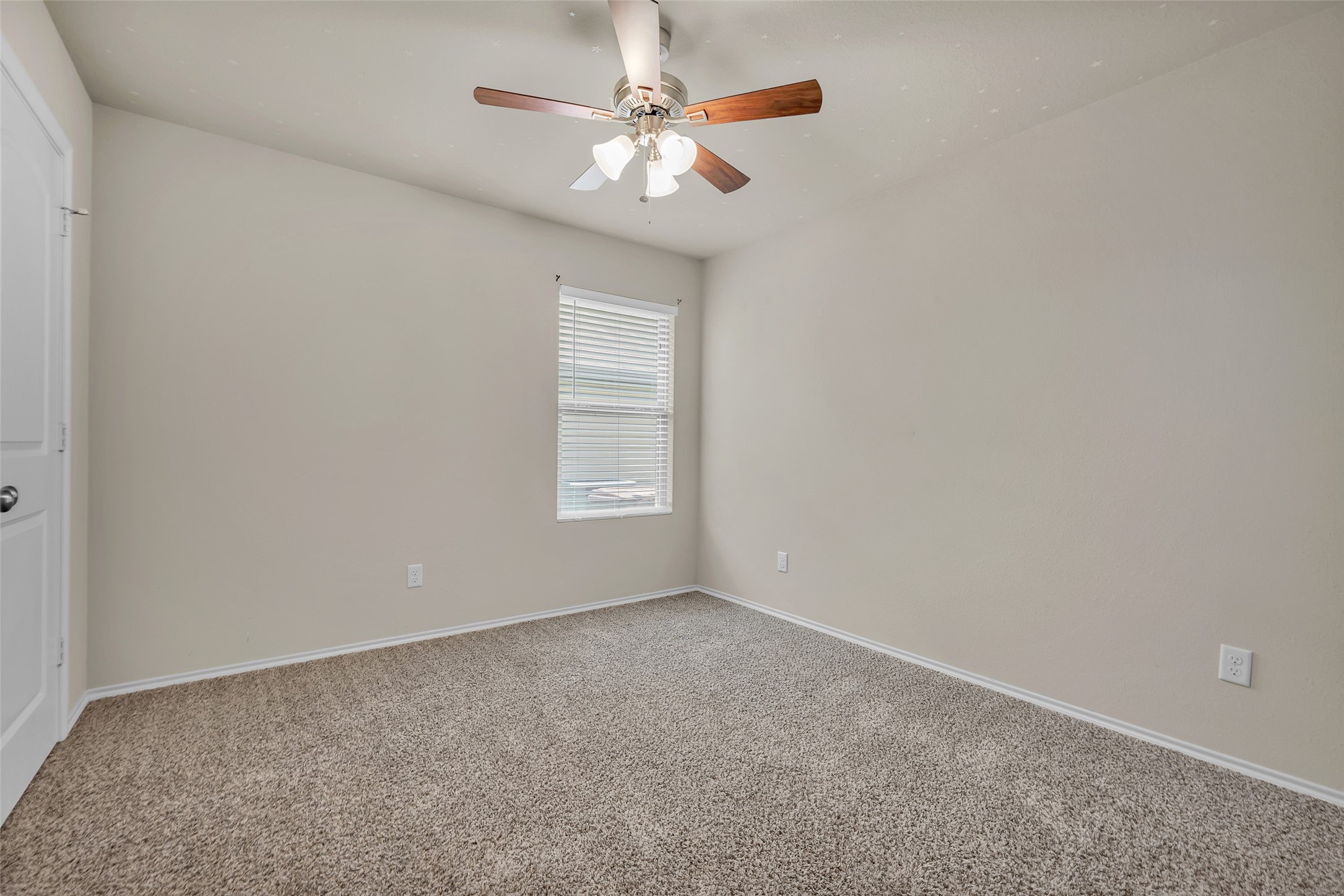 5245 Sagewood Drive Property Photo 19