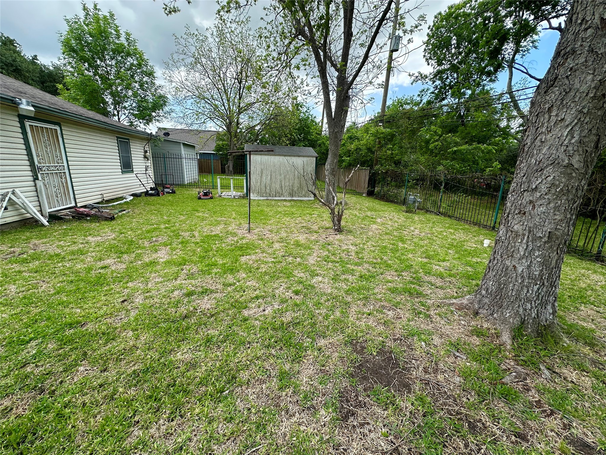 10206 Ashville Drive Property Photo 7