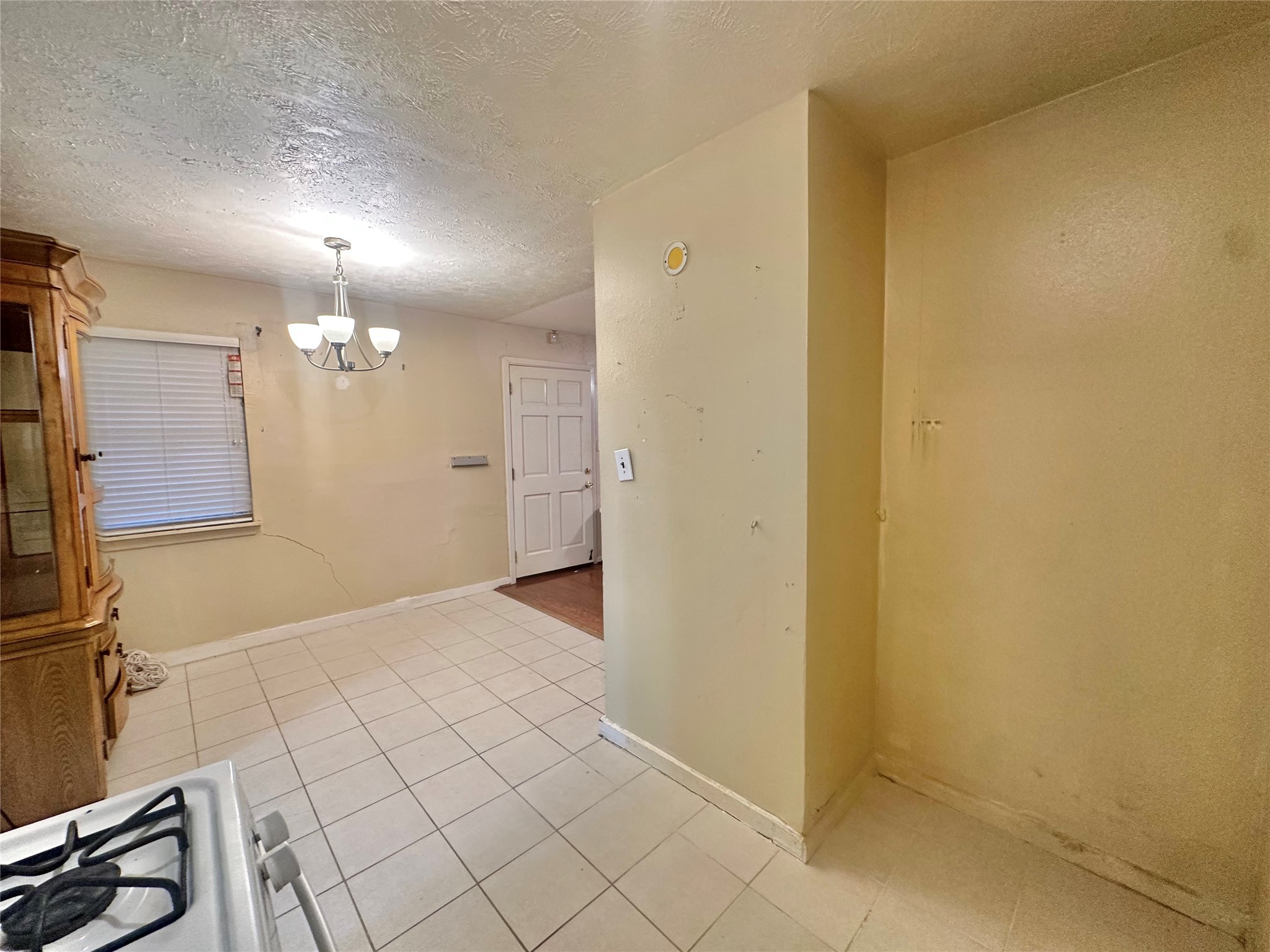 10206 Ashville Drive Property Photo 17