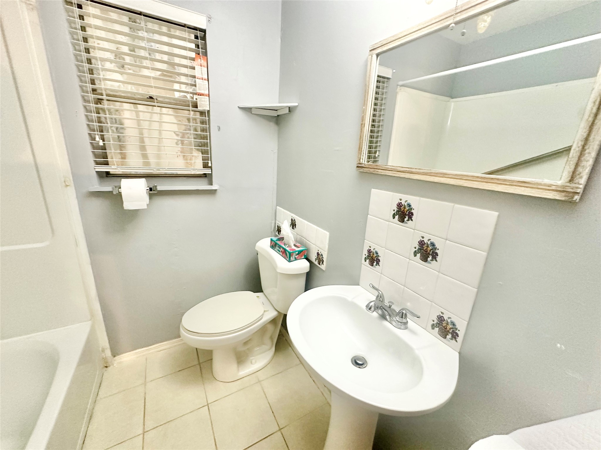 10206 Ashville Drive Property Photo 25