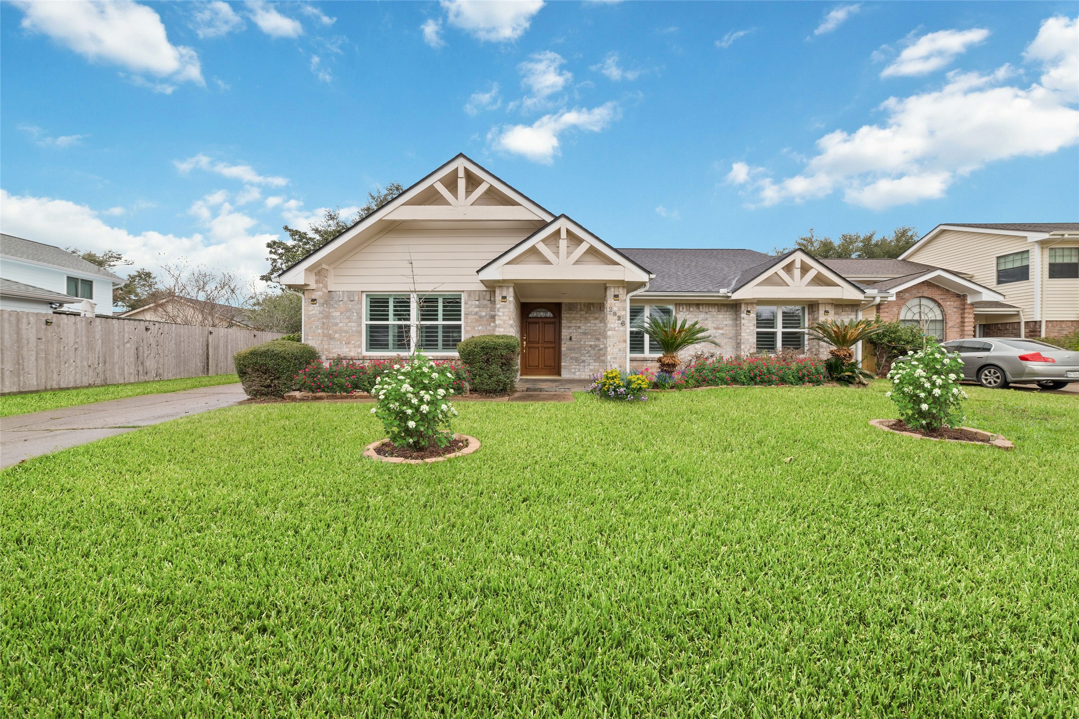 2926 Pepper Wood Drive Property Photo