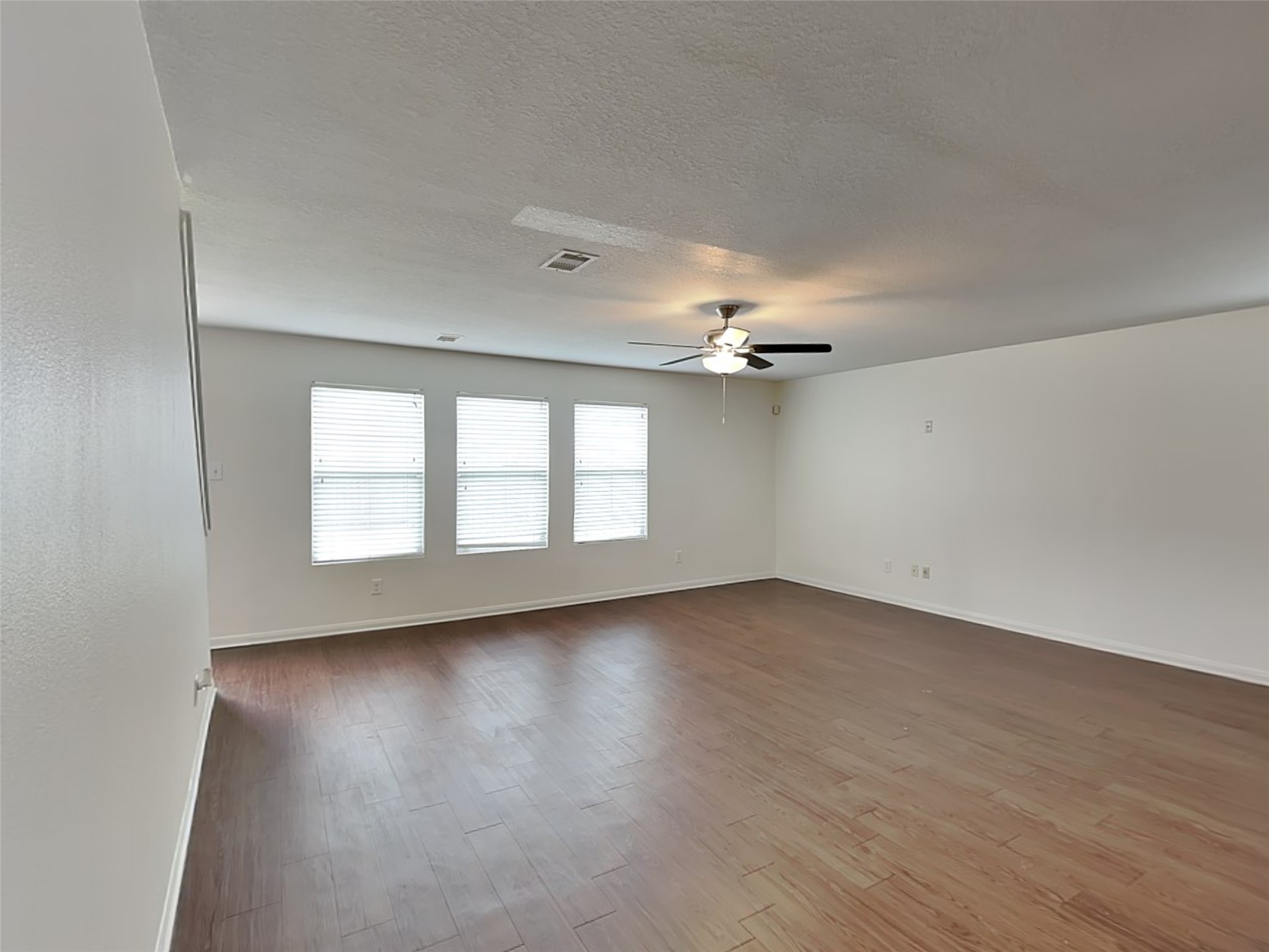 3631 Barkers Crossing Avenue Property Photo 9
