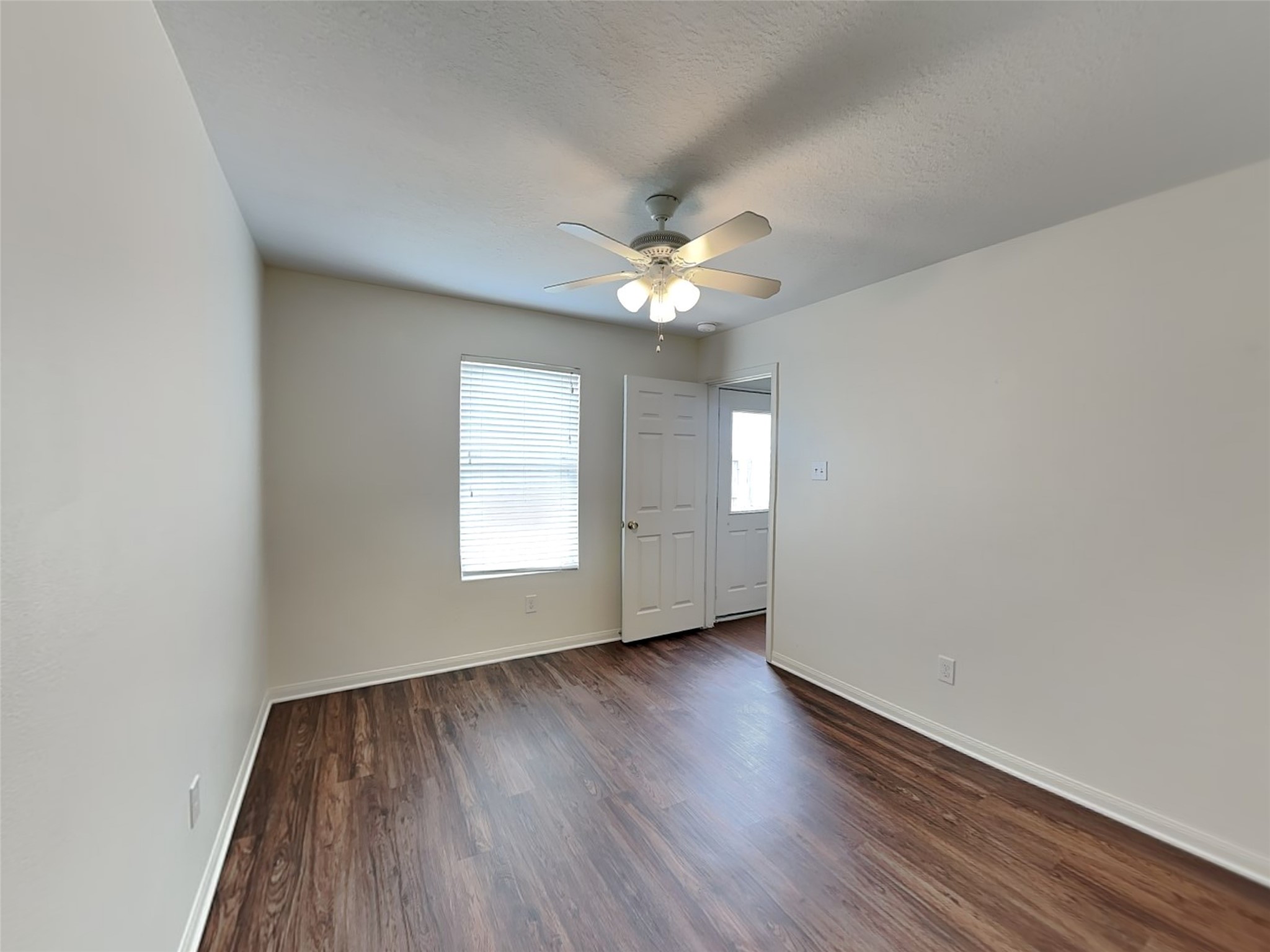 3631 Barkers Crossing Avenue Property Photo 11